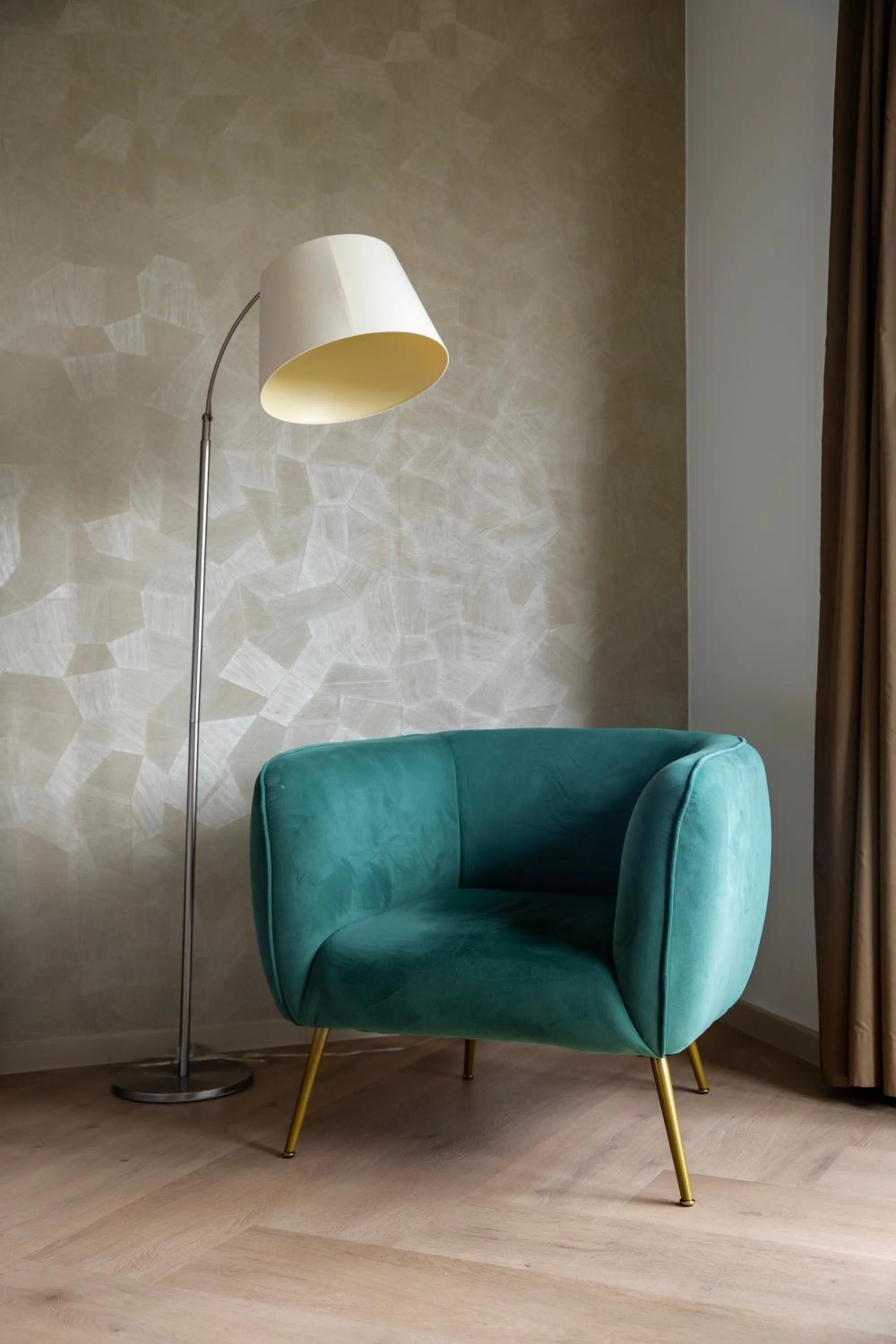 Seating area in Diamant Suites Brussels EU