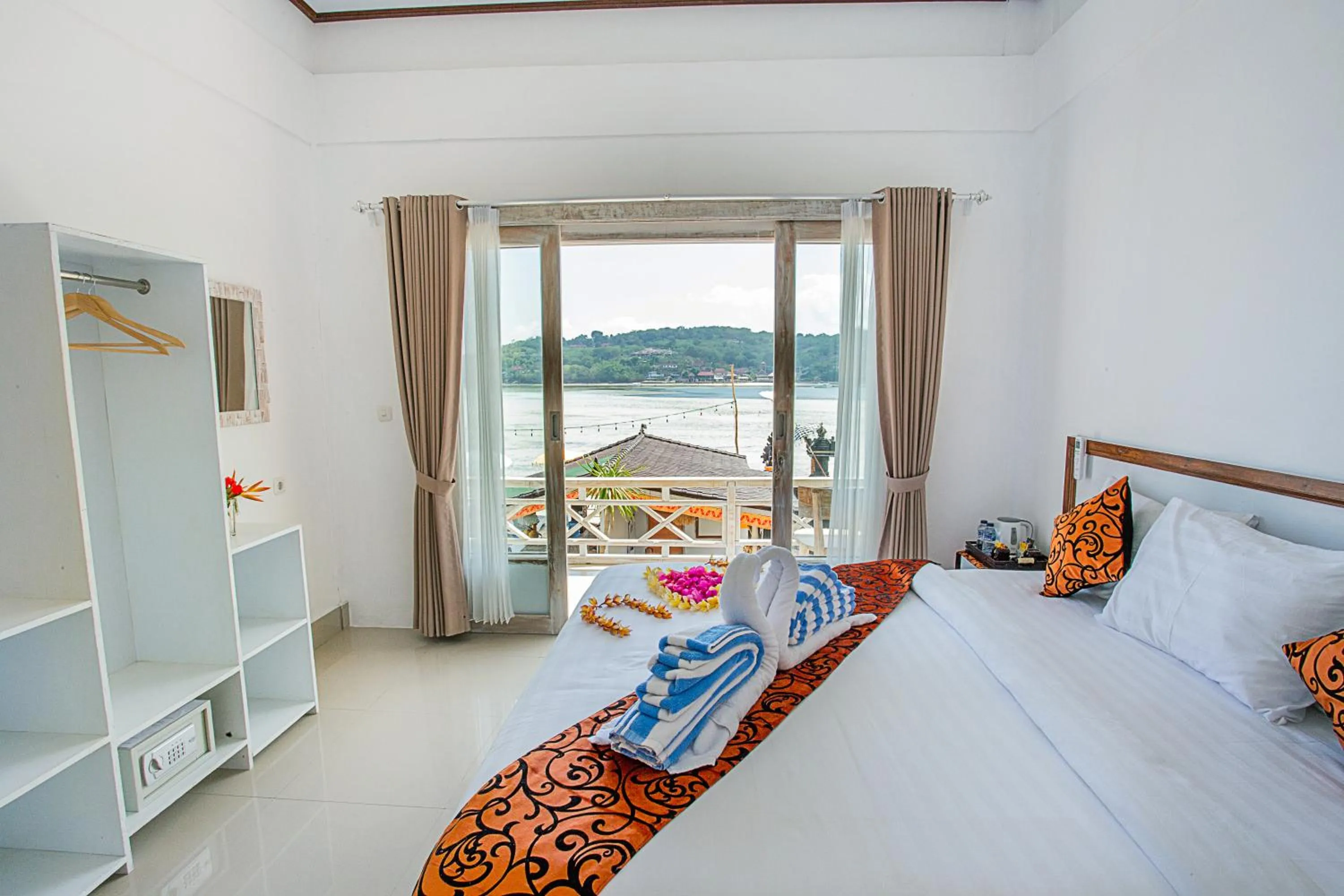 Bed in Rumah Marta Ceningan Island