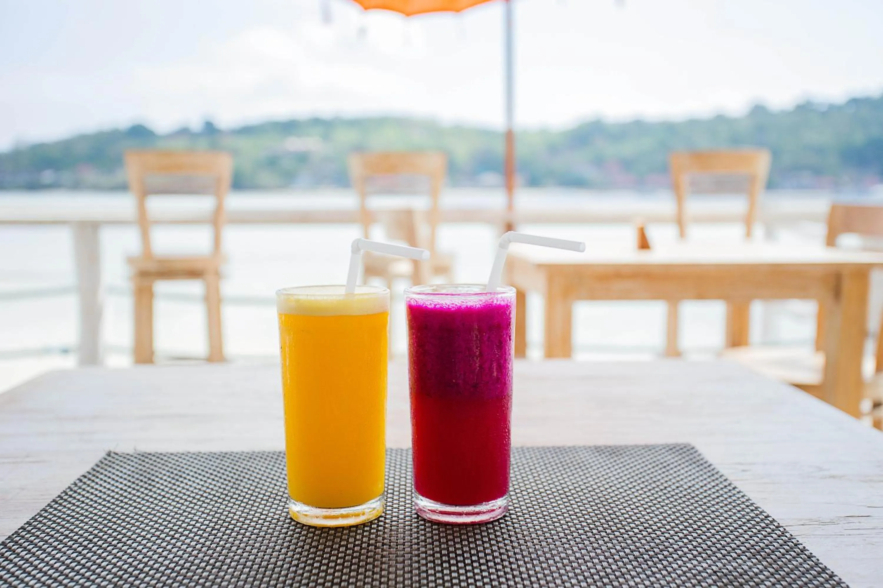 Food and drinks in Rumah Marta Ceningan Island