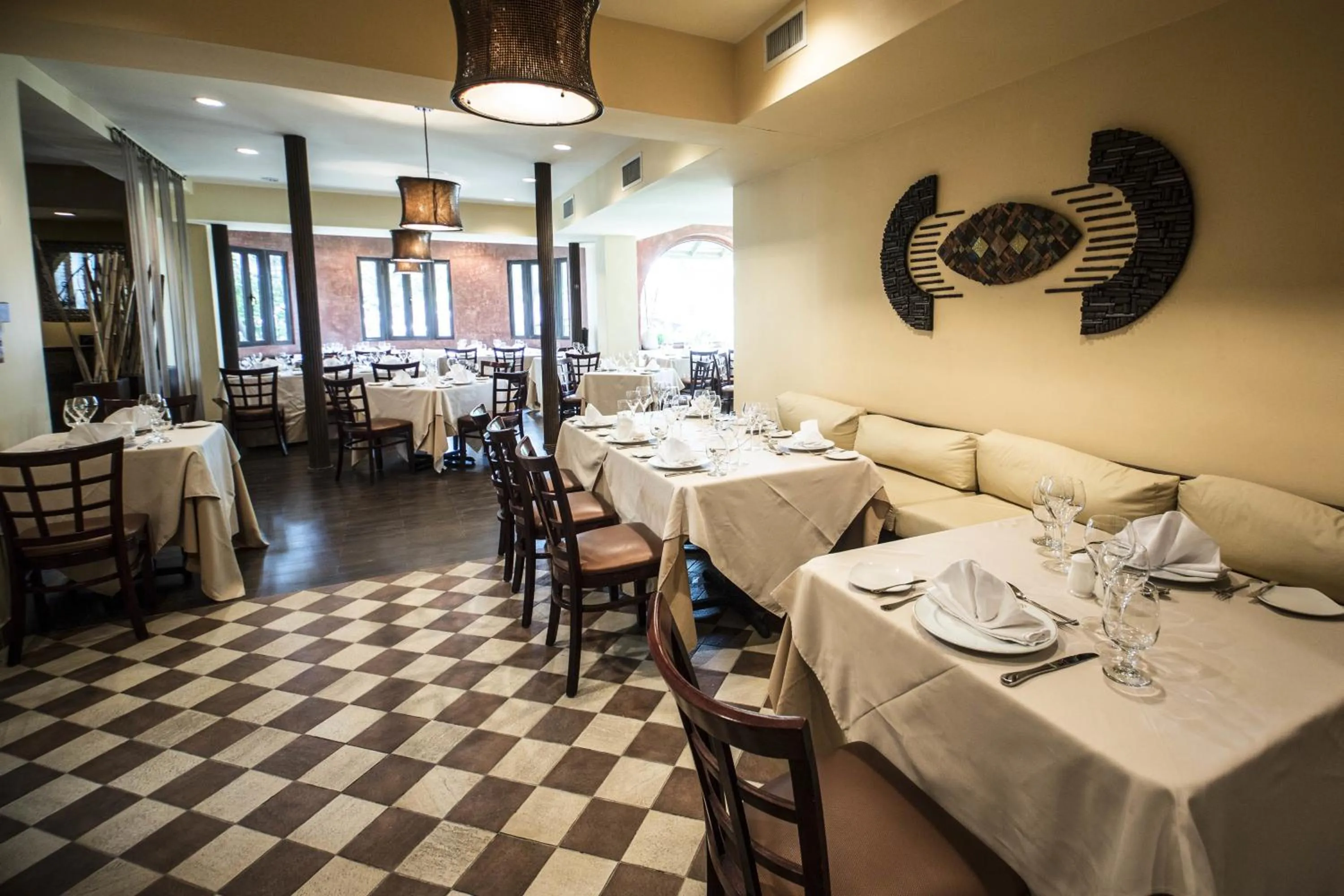 Restaurant/places to eat in Hotel Royal Oasis