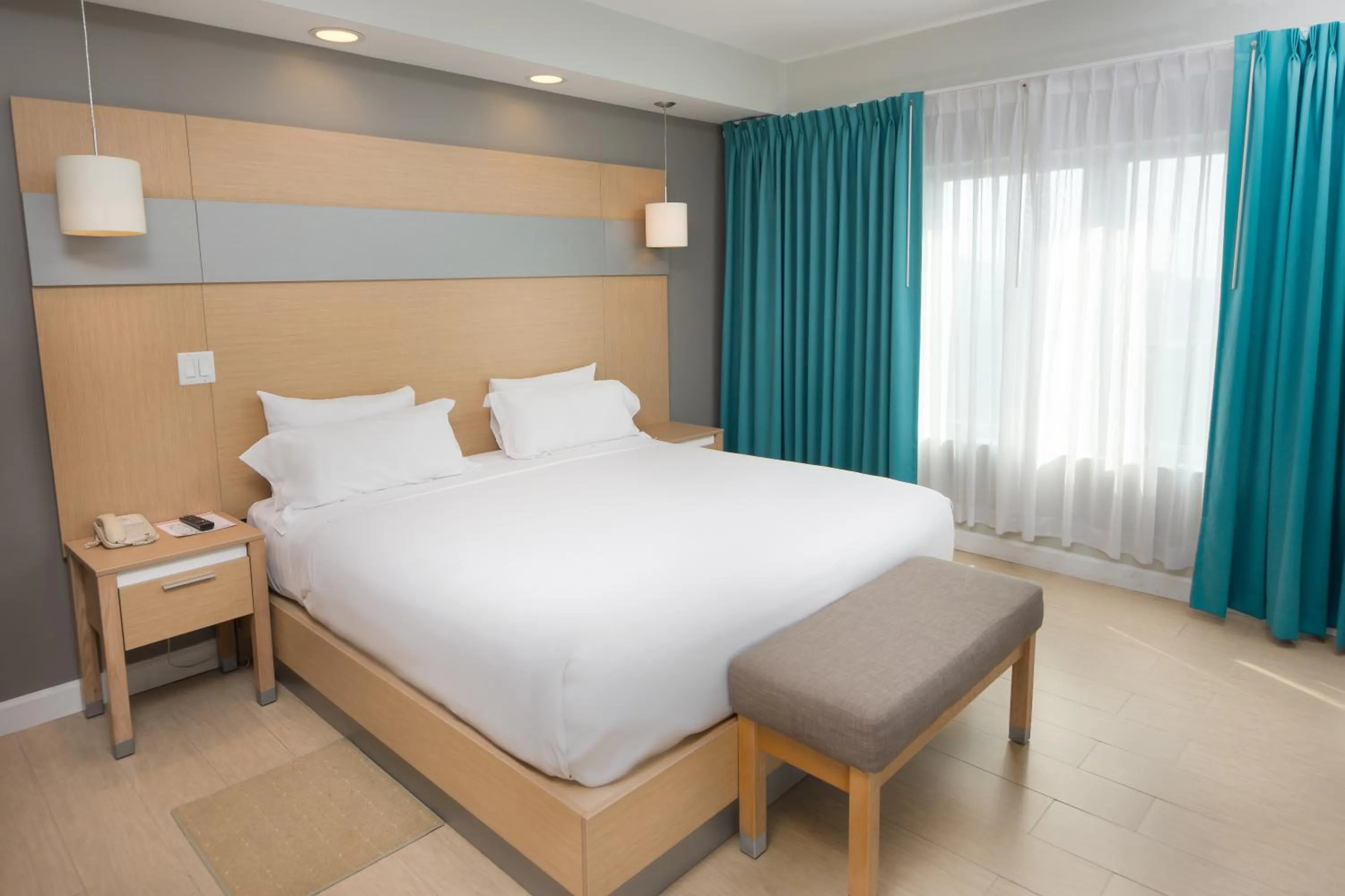 Bedroom in Hotel Royal Oasis