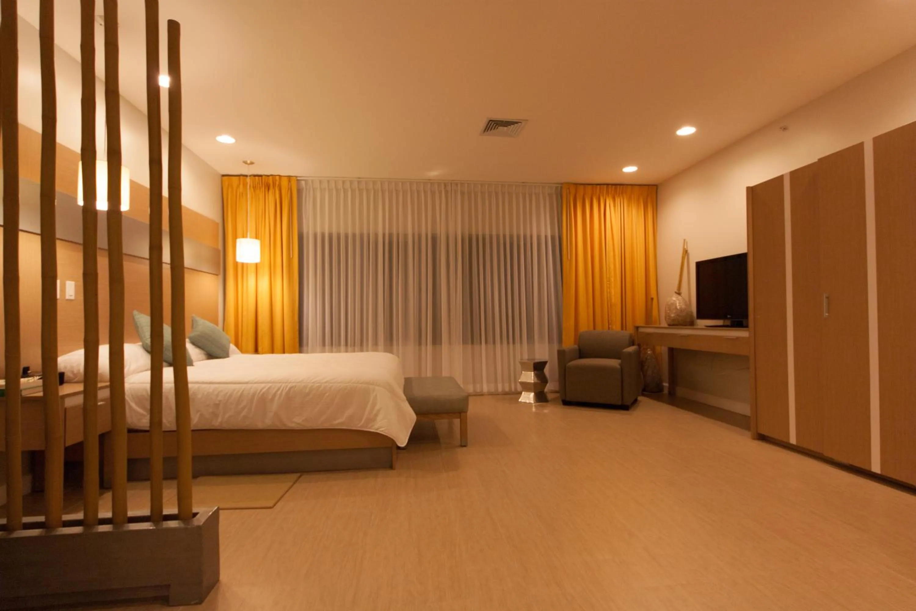 Photo of the whole room in Hotel Royal Oasis