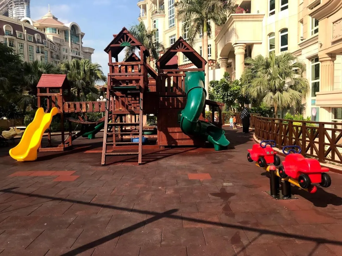 Kids's club in Roda Al Murooj Residences