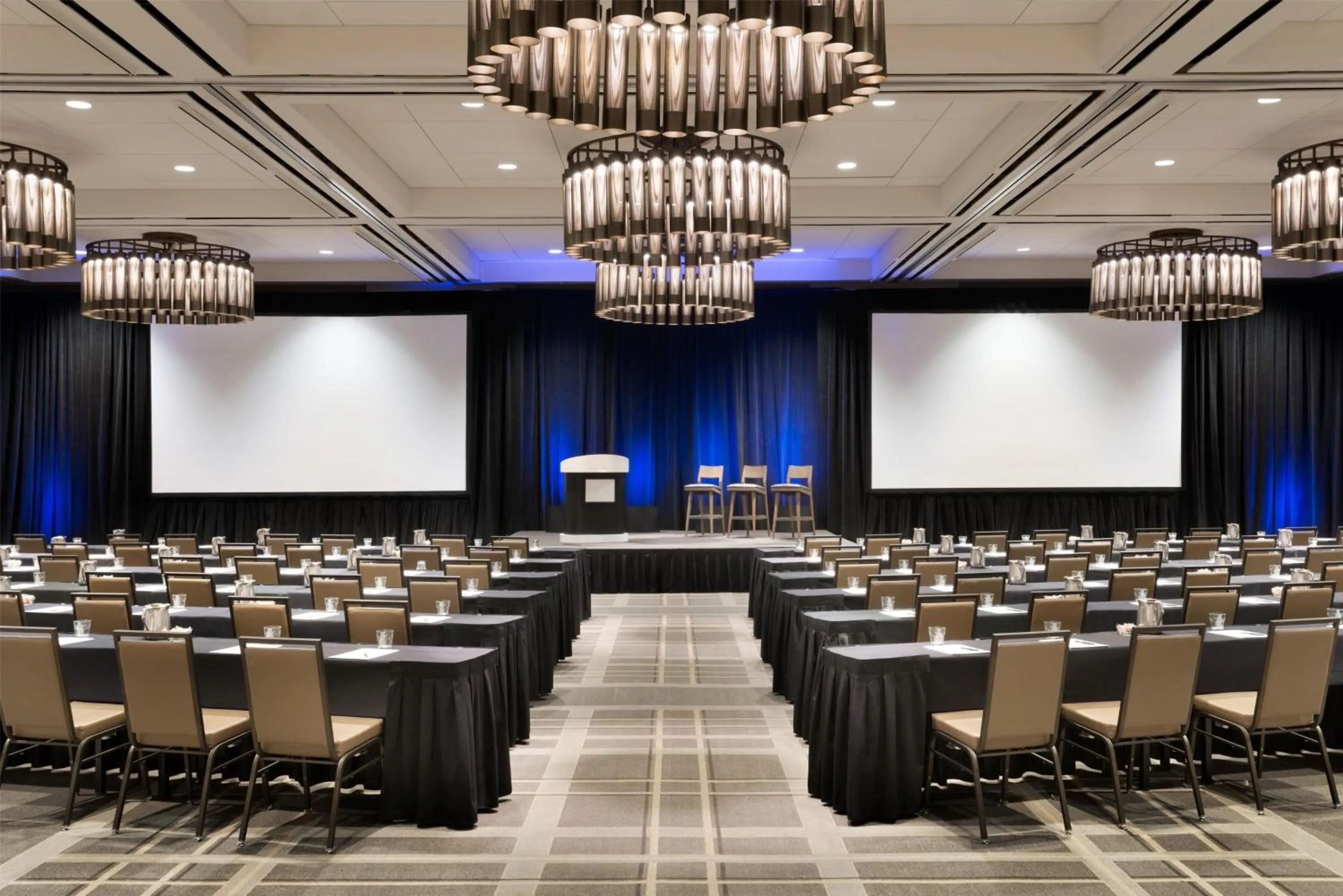 Lobby or reception in Hyatt Regency Schaumburg Chicago