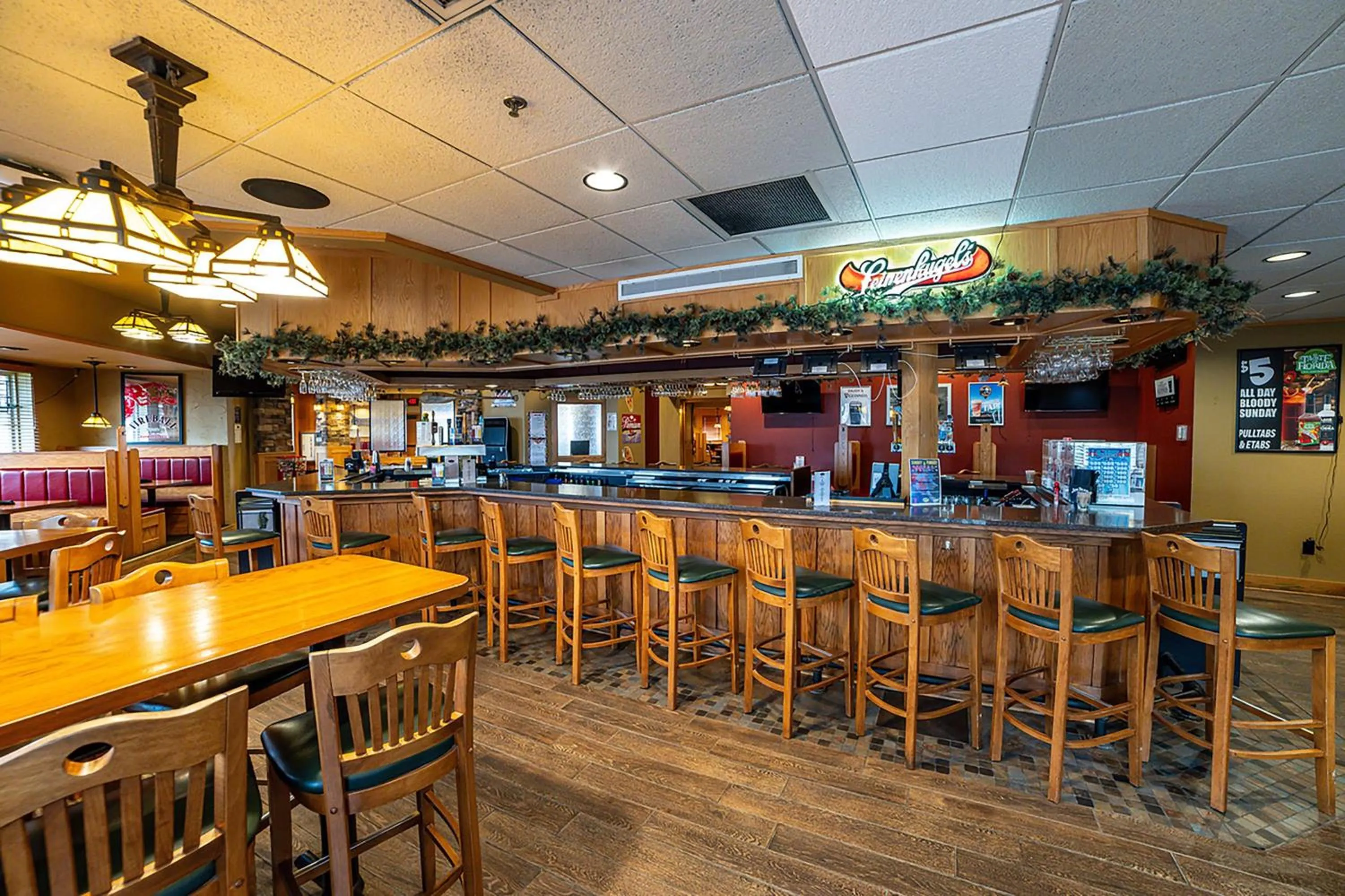 Restaurant/places to eat in The Lodge at Brainerd Lakes, Trademark Collection by Wyndham