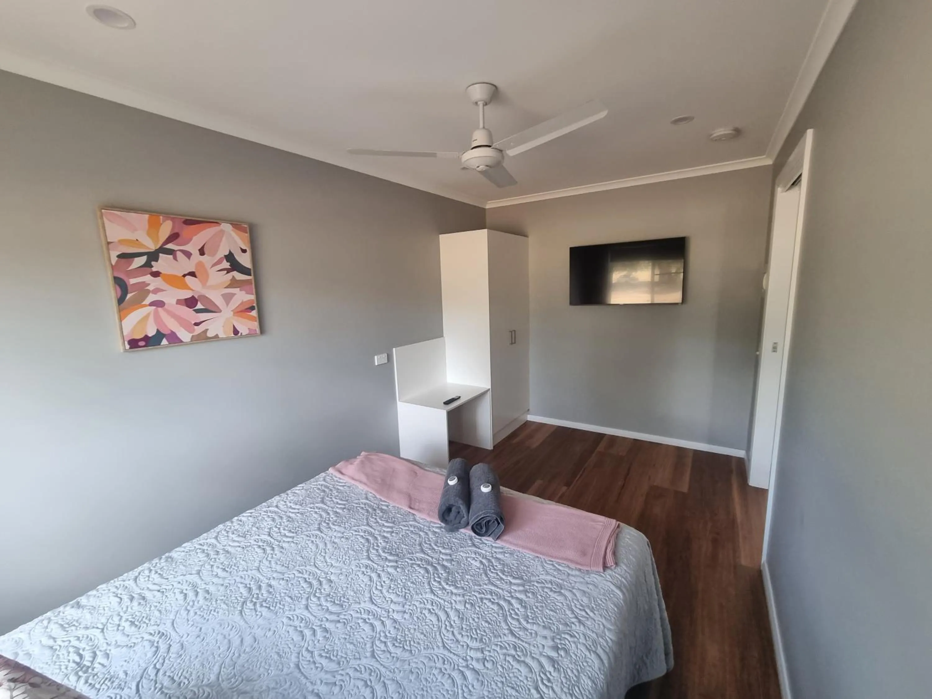 Bedroom, Bed in Gulgong Tourist Park