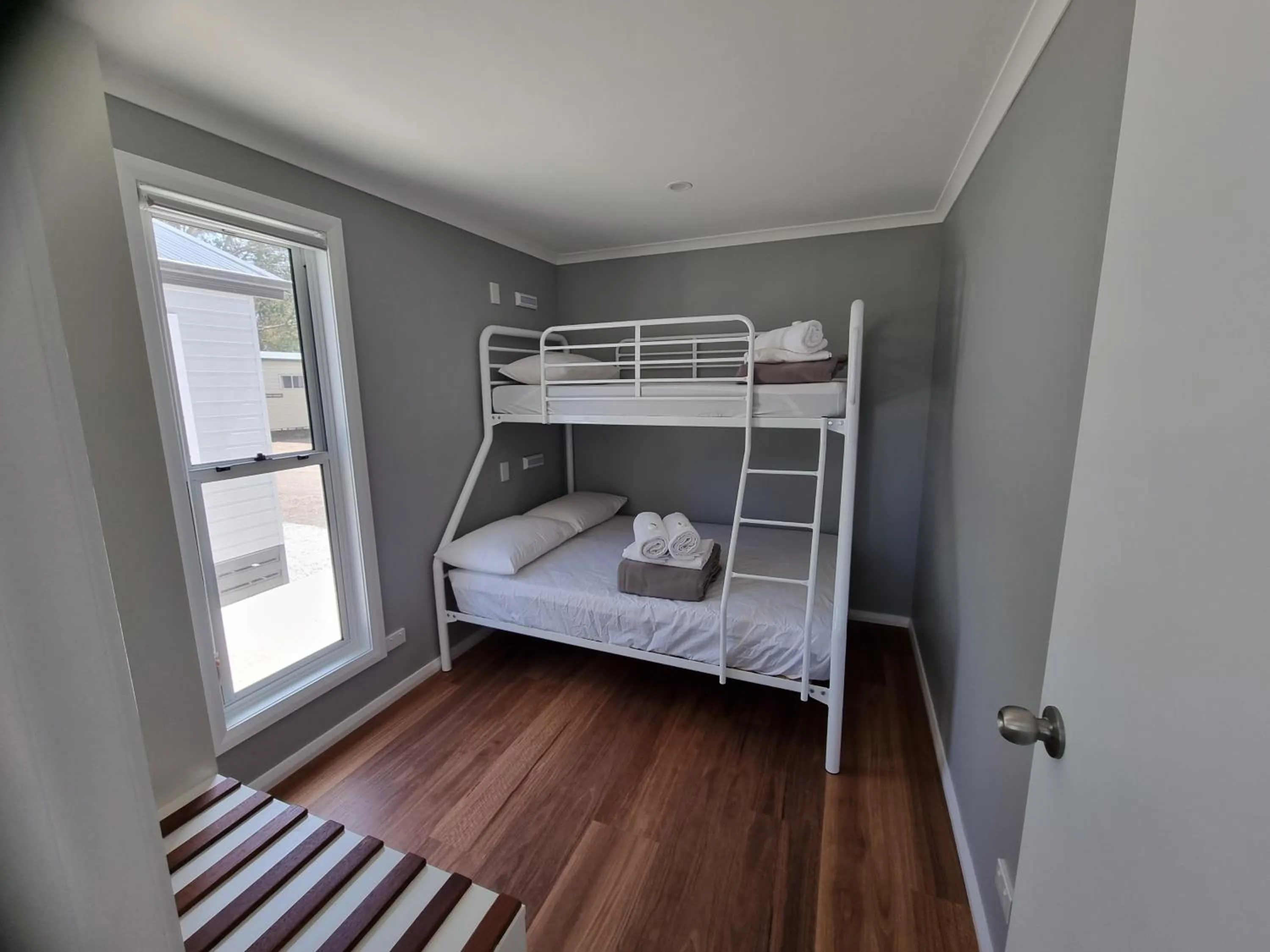 bunk bed, Bed in Gulgong Tourist Park