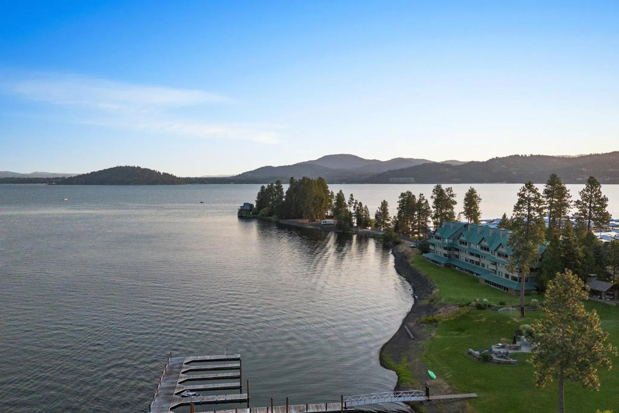 Property building in WorldMark Arrow Point