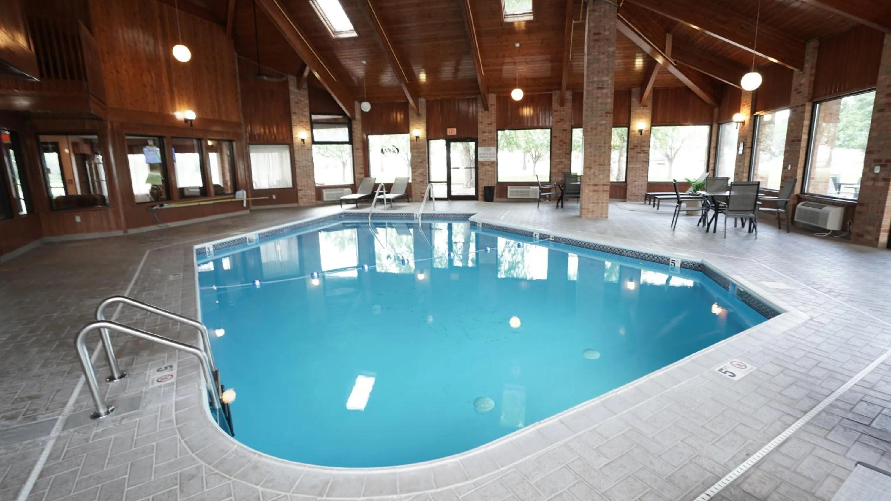 Quality Inn - Storm Lake