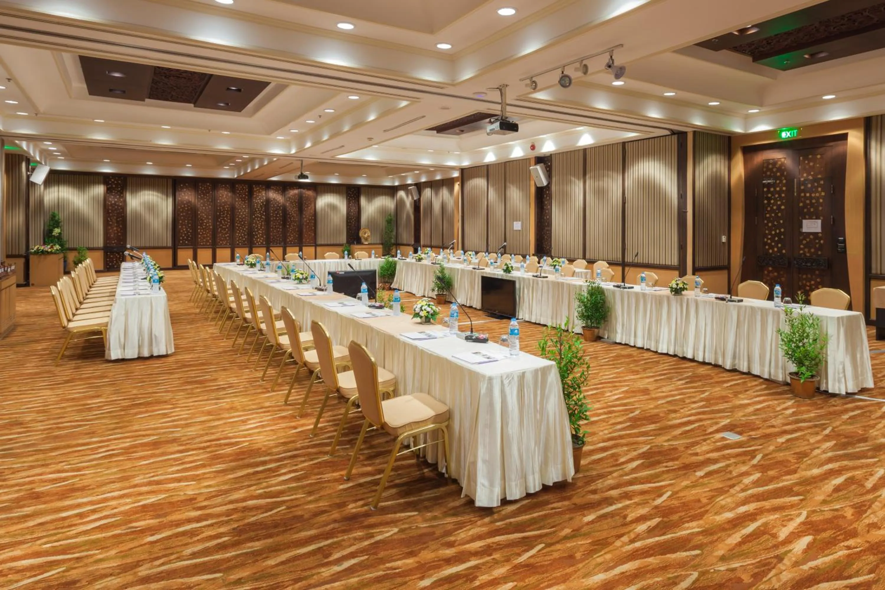 Meeting/conference room in Holiday Inn Resort Phuket by IHG
