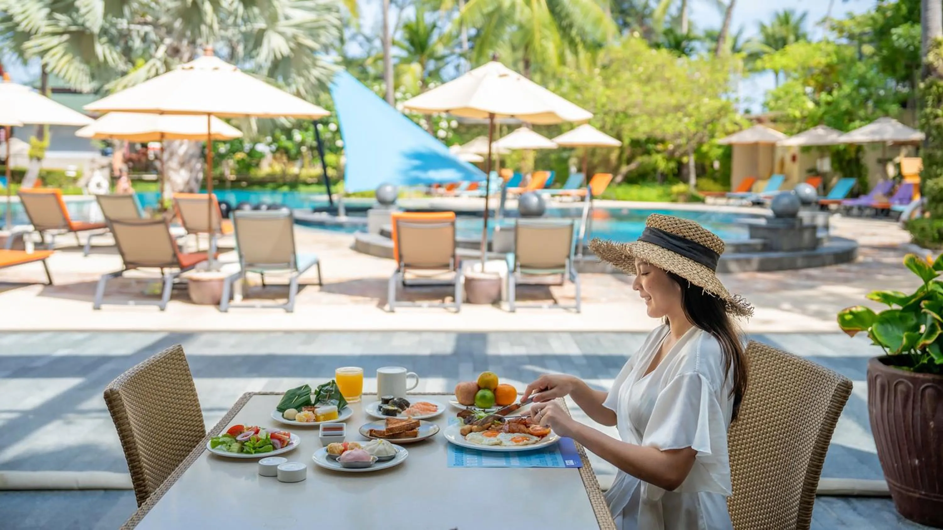 Breakfast in Holiday Inn Resort Phuket by IHG