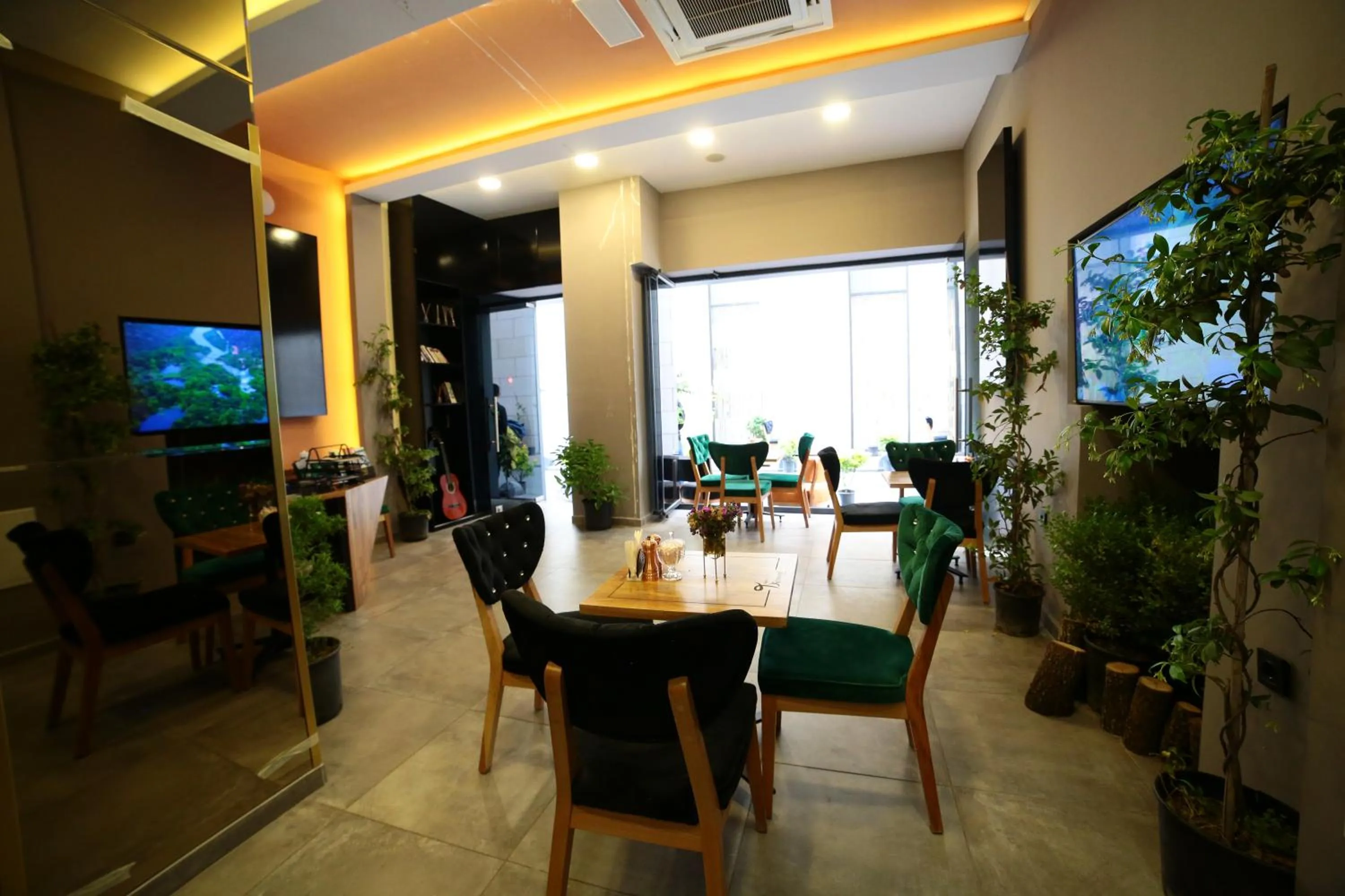 Dining area in taksim diamond hotel