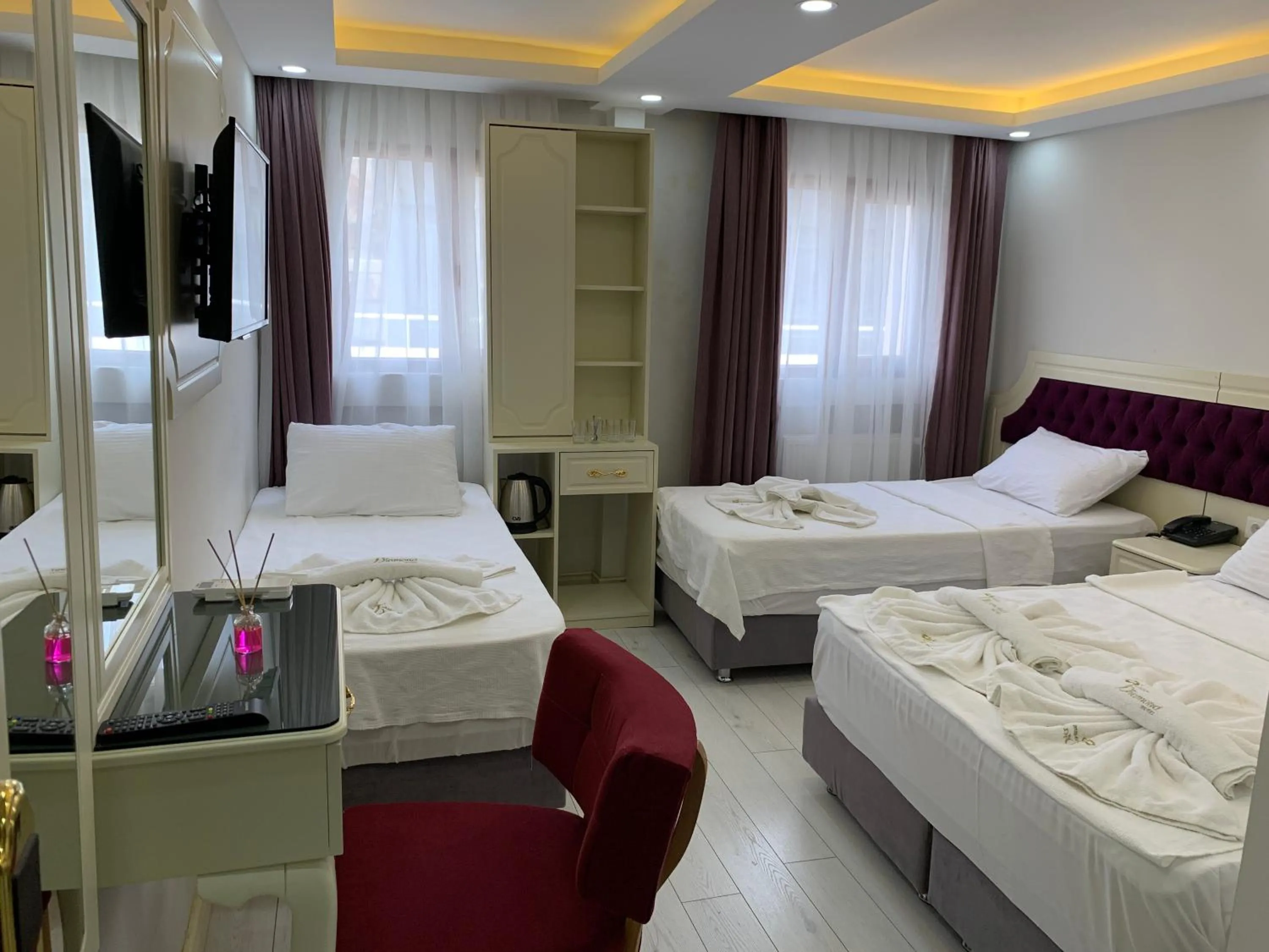 Bedroom, Bed in taksim diamond hotel