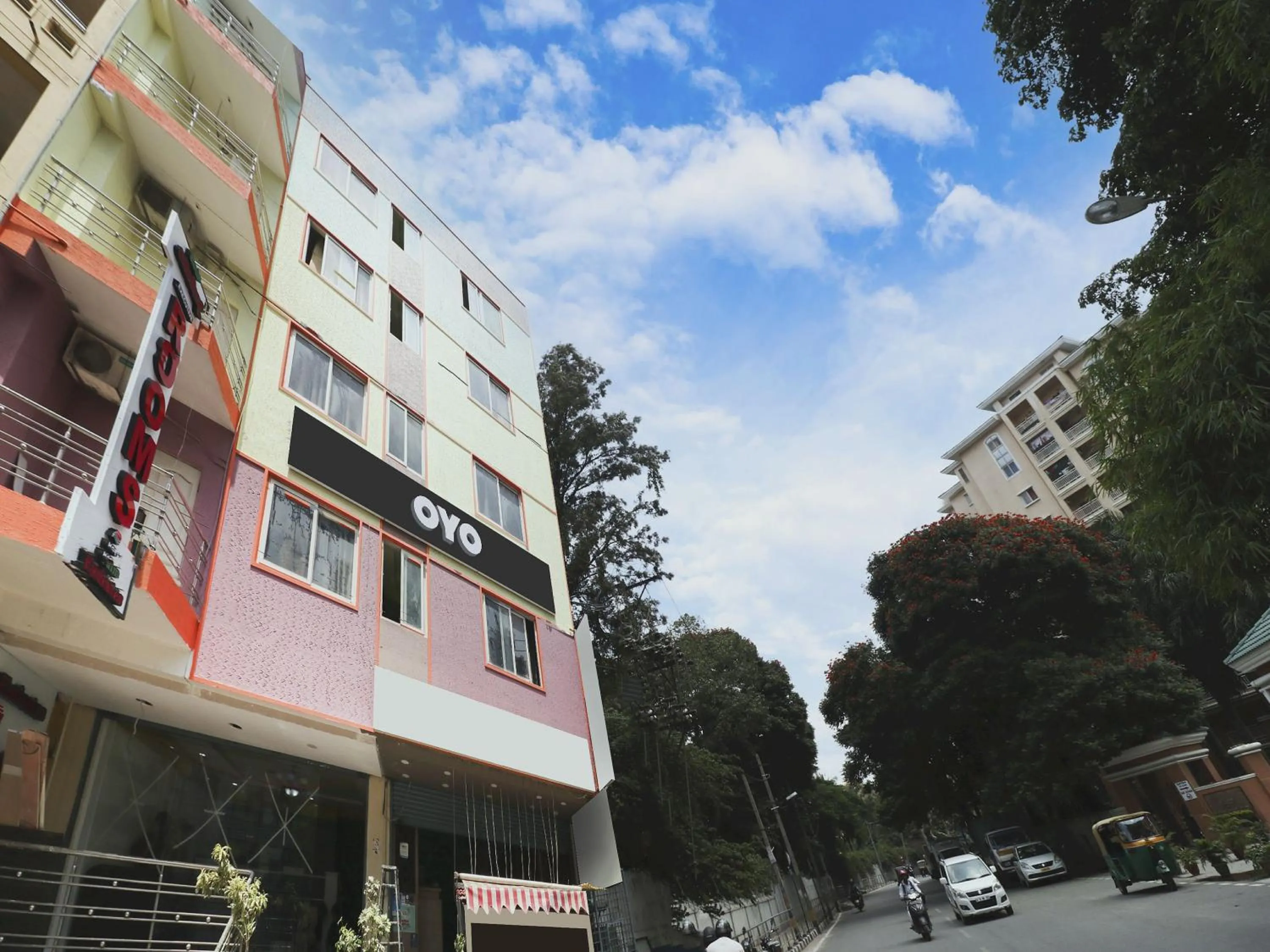 Facade/entrance in Collection O Tiara Near Christ university