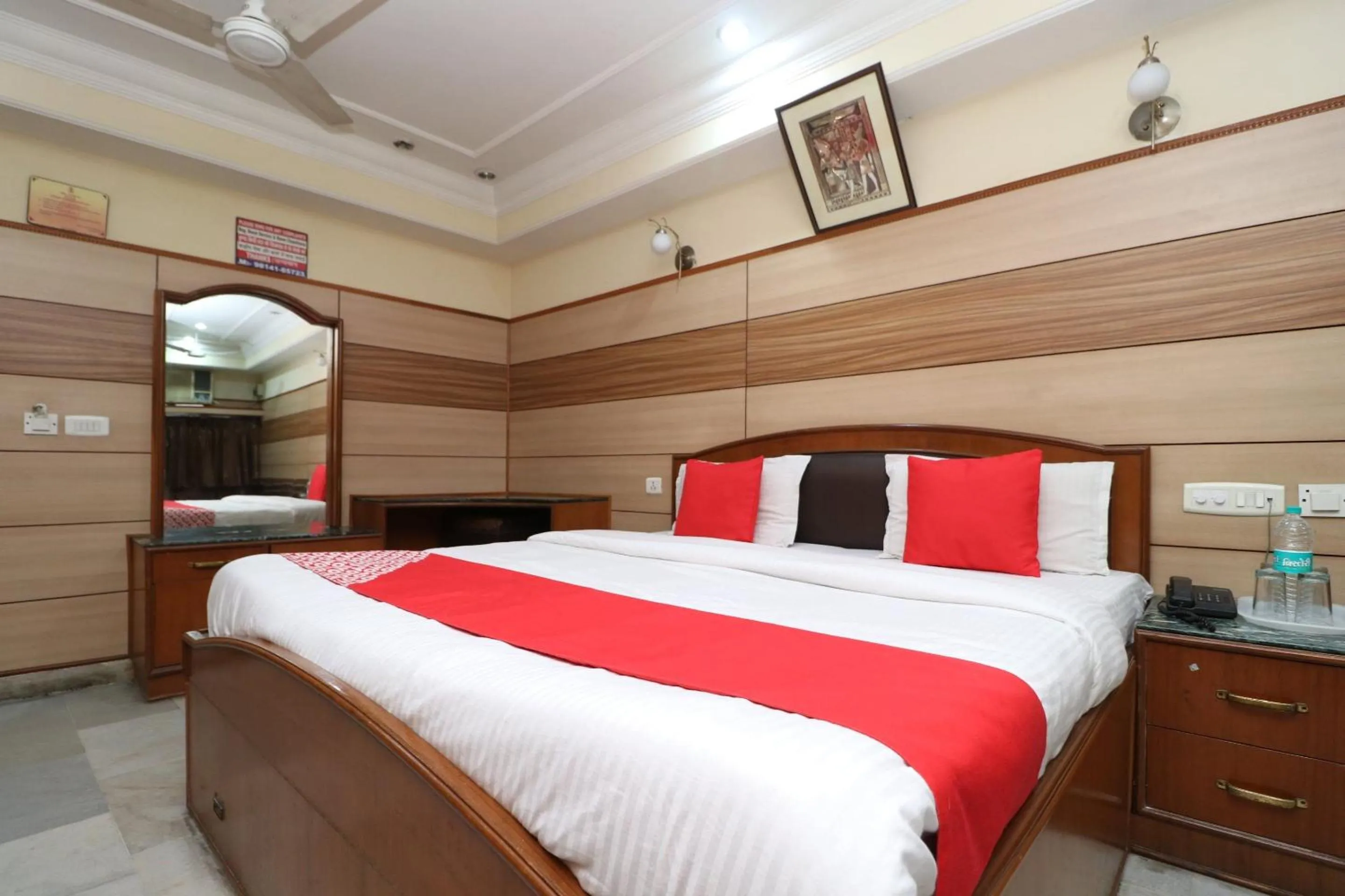 Bedroom, Bed in HOTEL O Vivek International Hotel