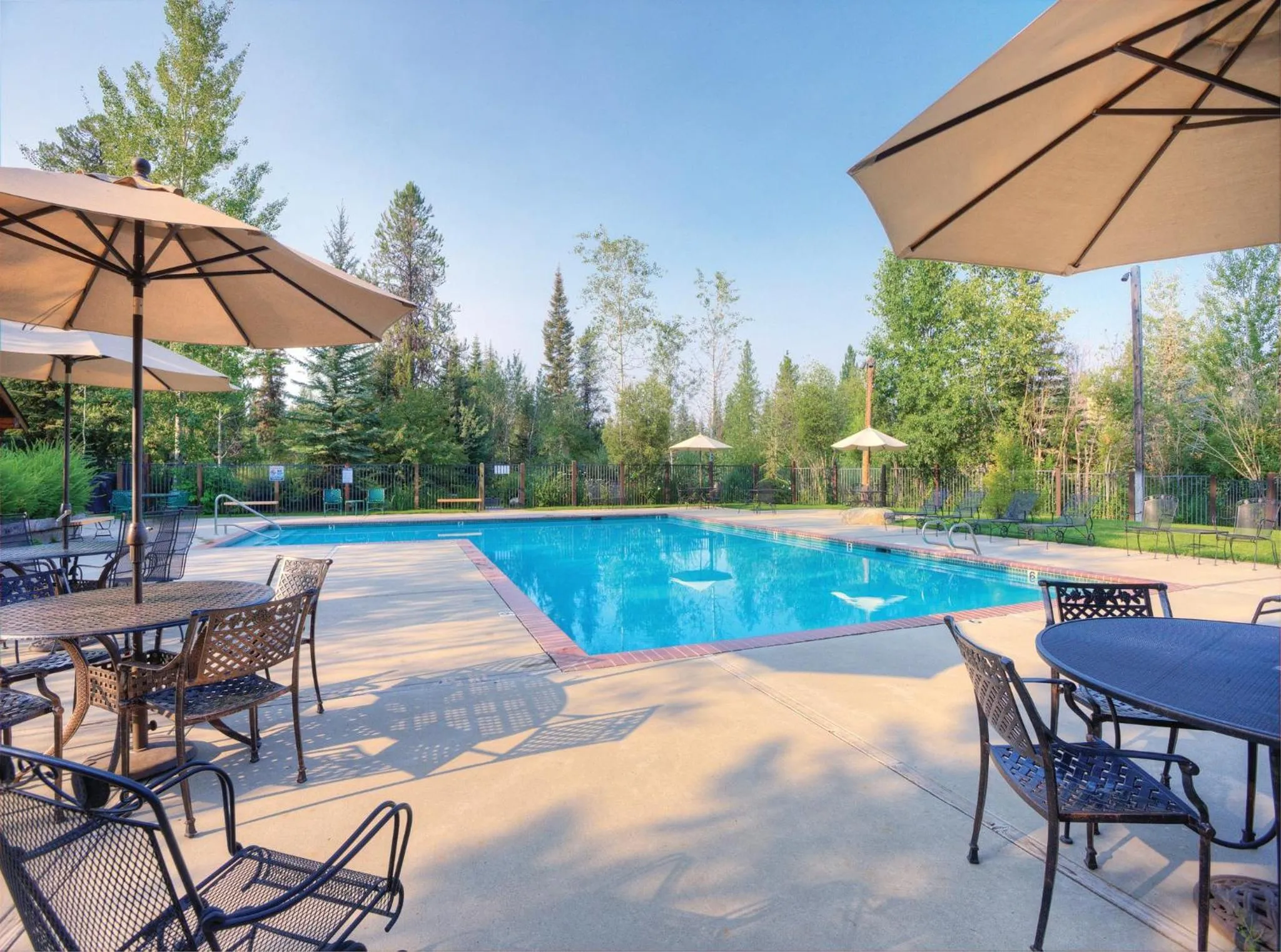 Swimming pool in WorldMark McCall