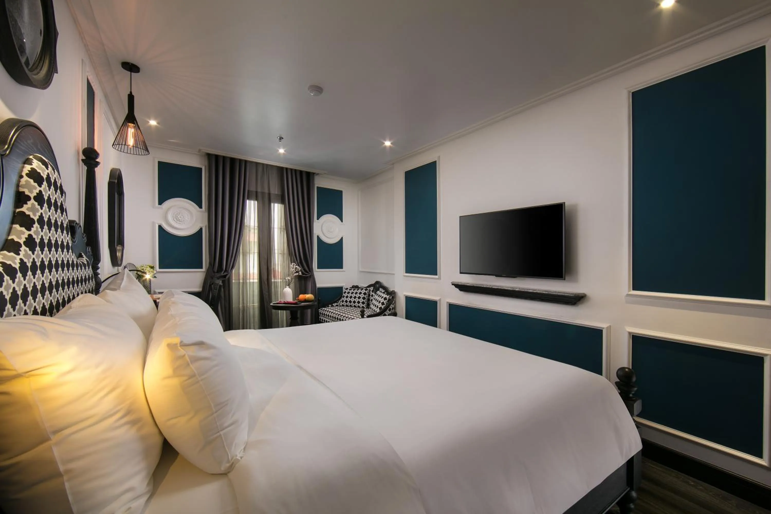 Photo of the whole room, Bed in Hanoi Esplendor Hotel and Spa