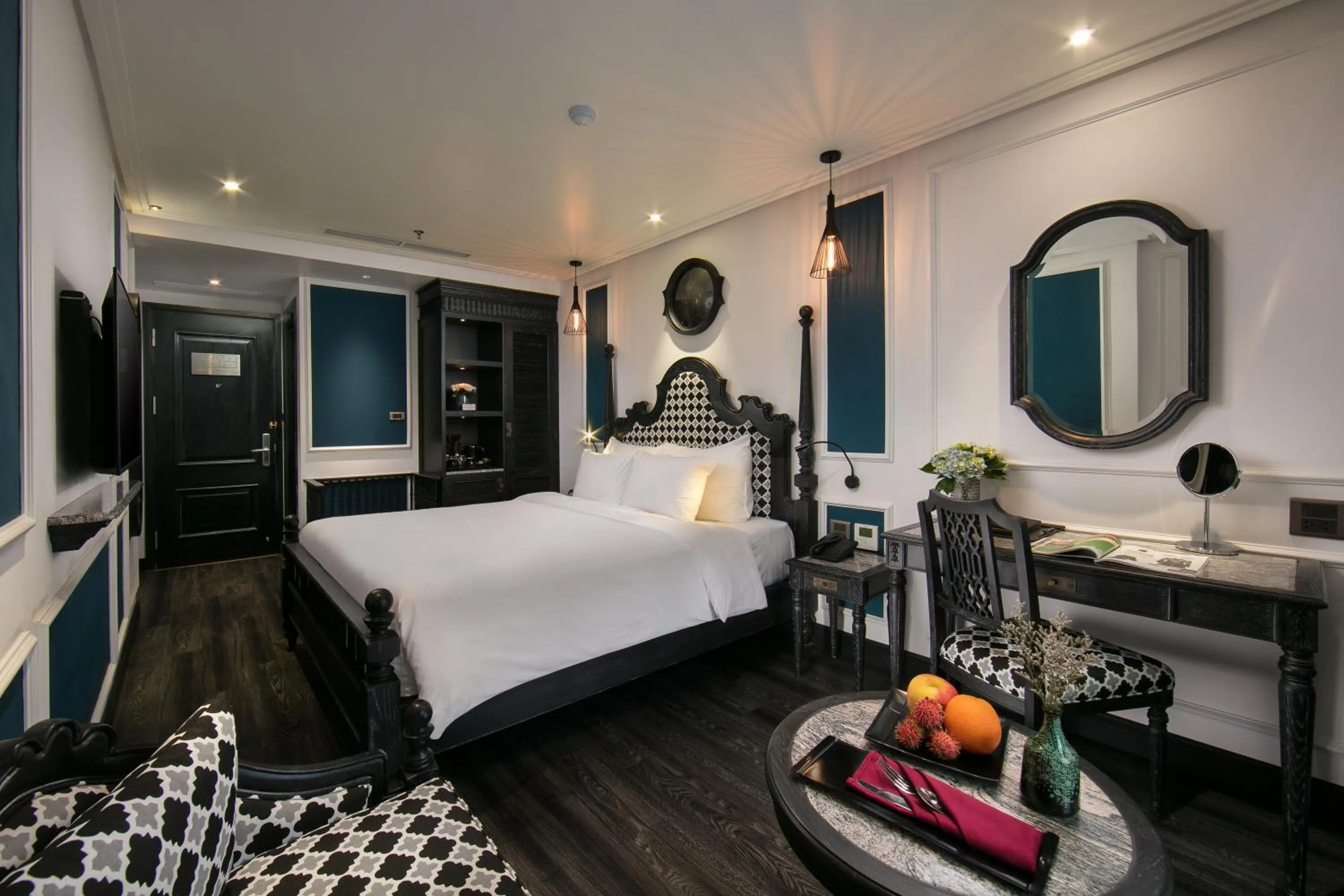 Photo of the whole room, Bed in Hanoi Esplendor Hotel and Spa