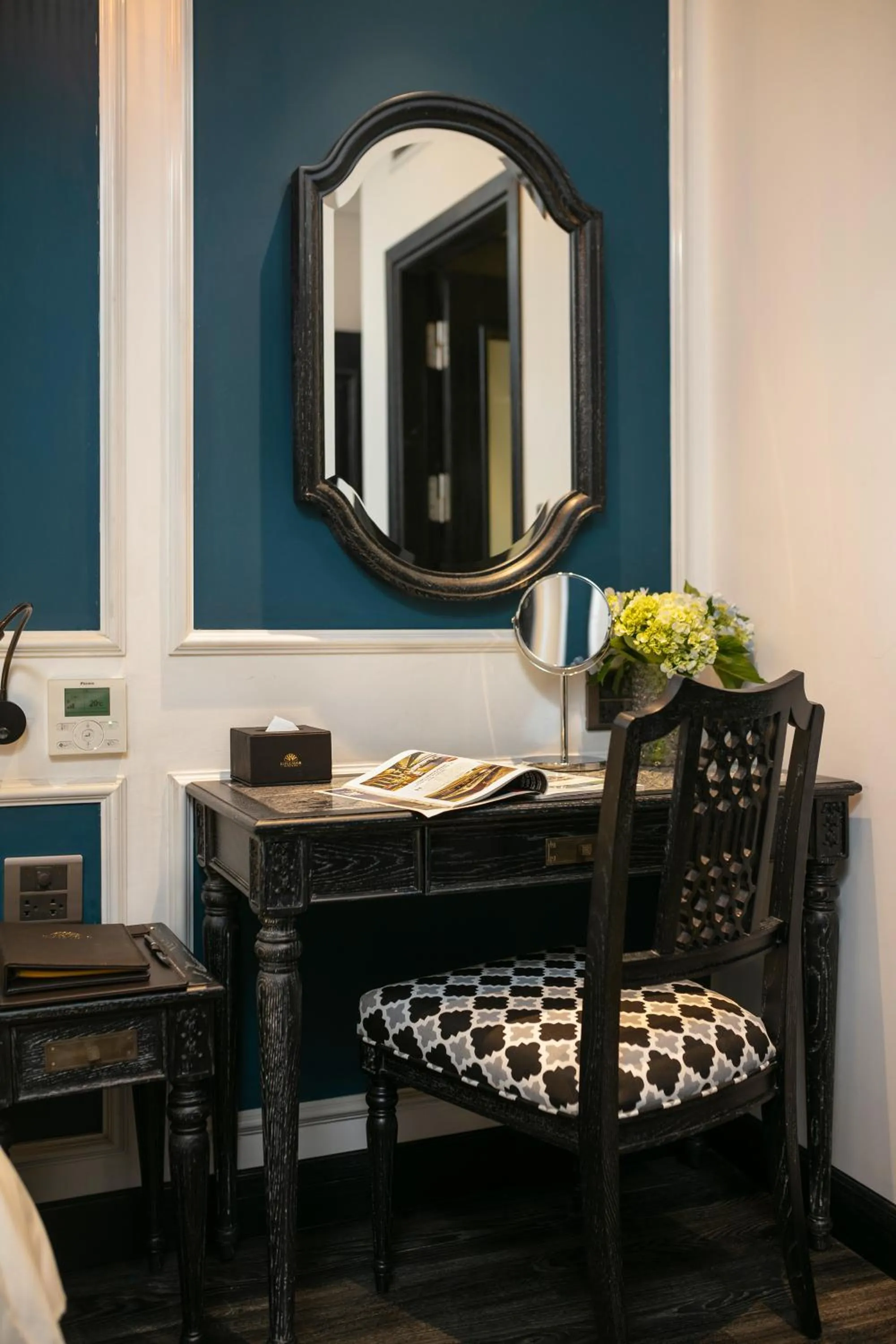 Seating area in Hanoi Esplendor Hotel and Spa