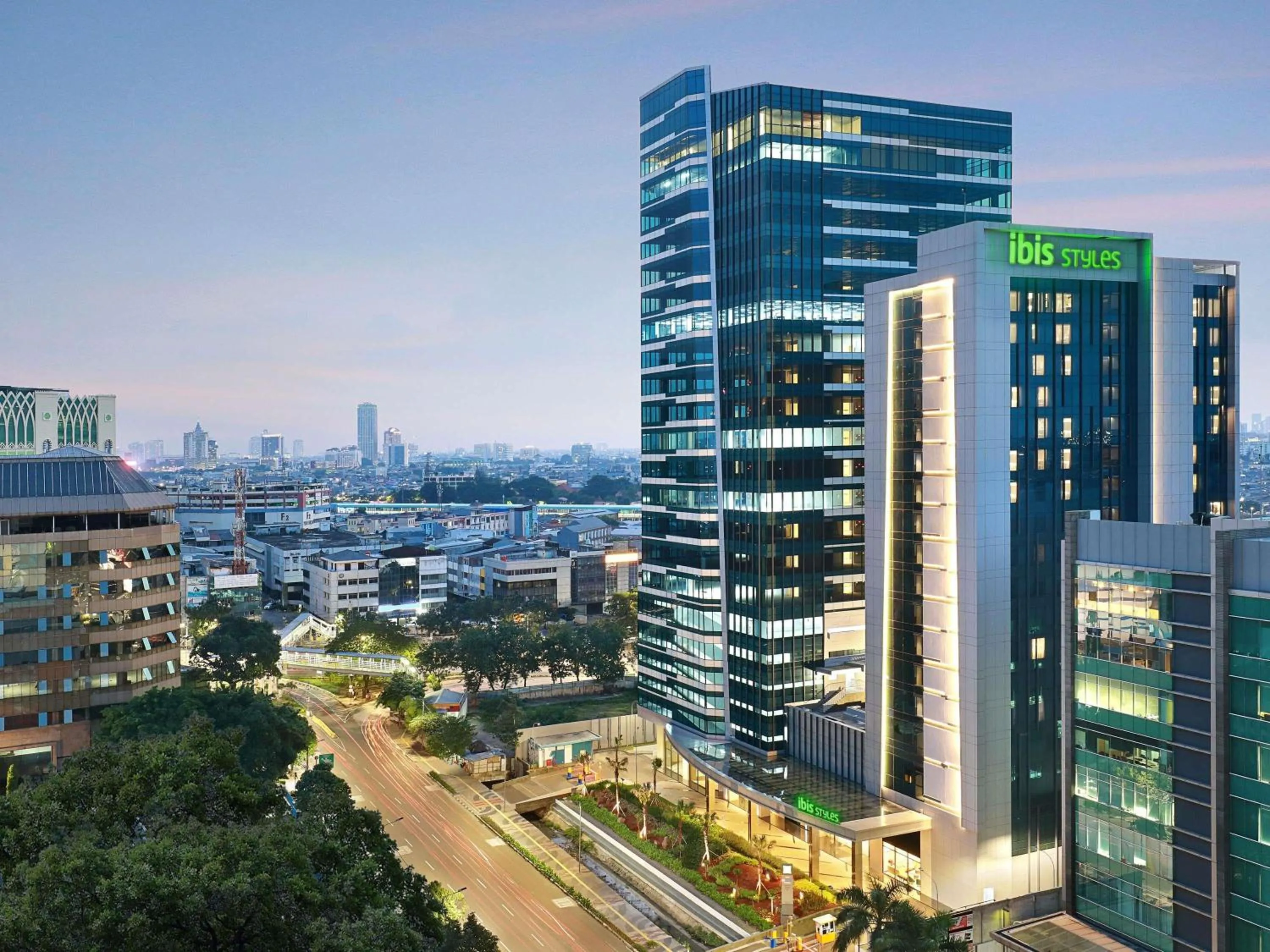 Property building in ibis Styles Jakarta Tanah Abang