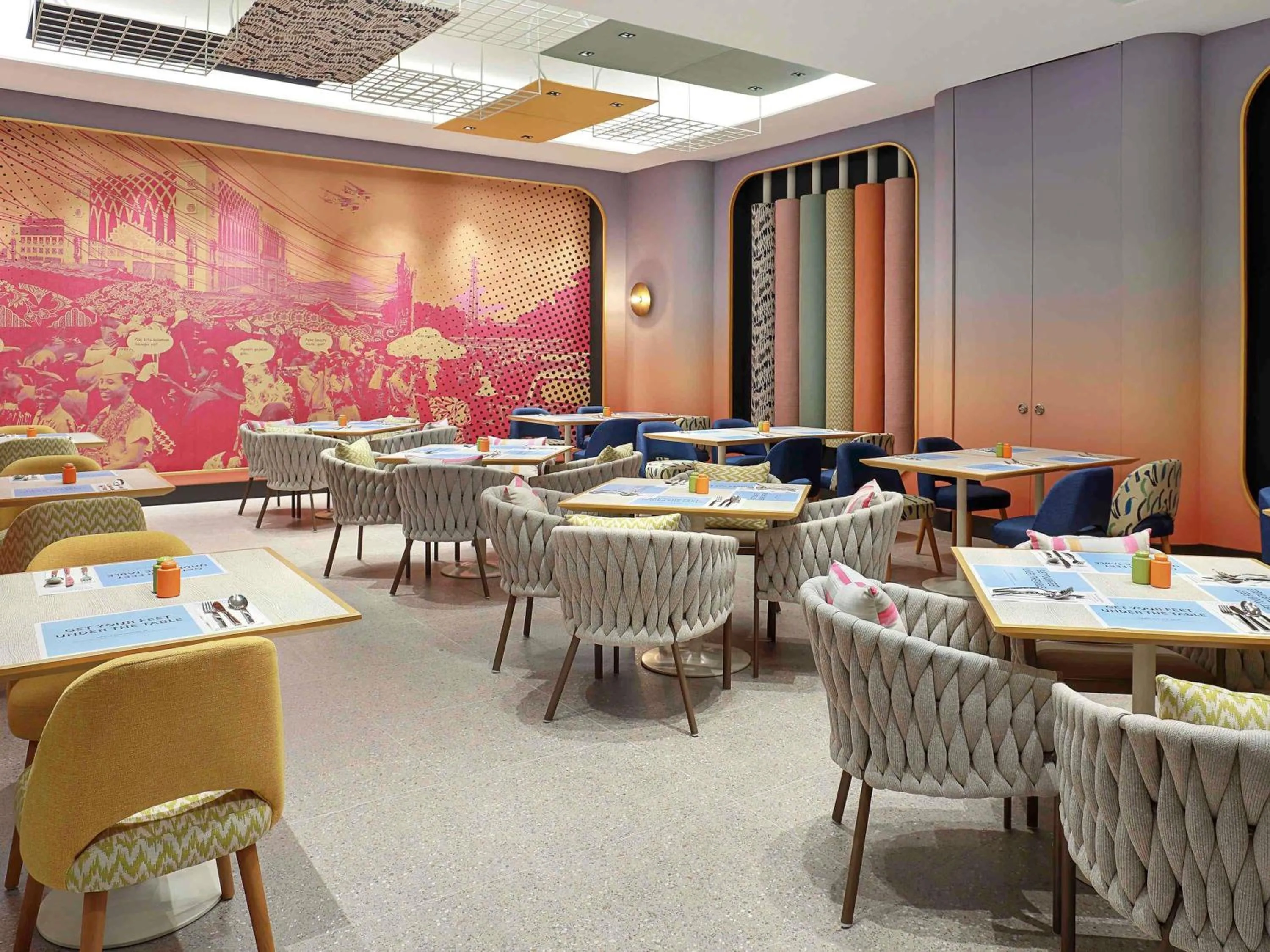 Restaurant/places to eat in ibis Styles Jakarta Tanah Abang