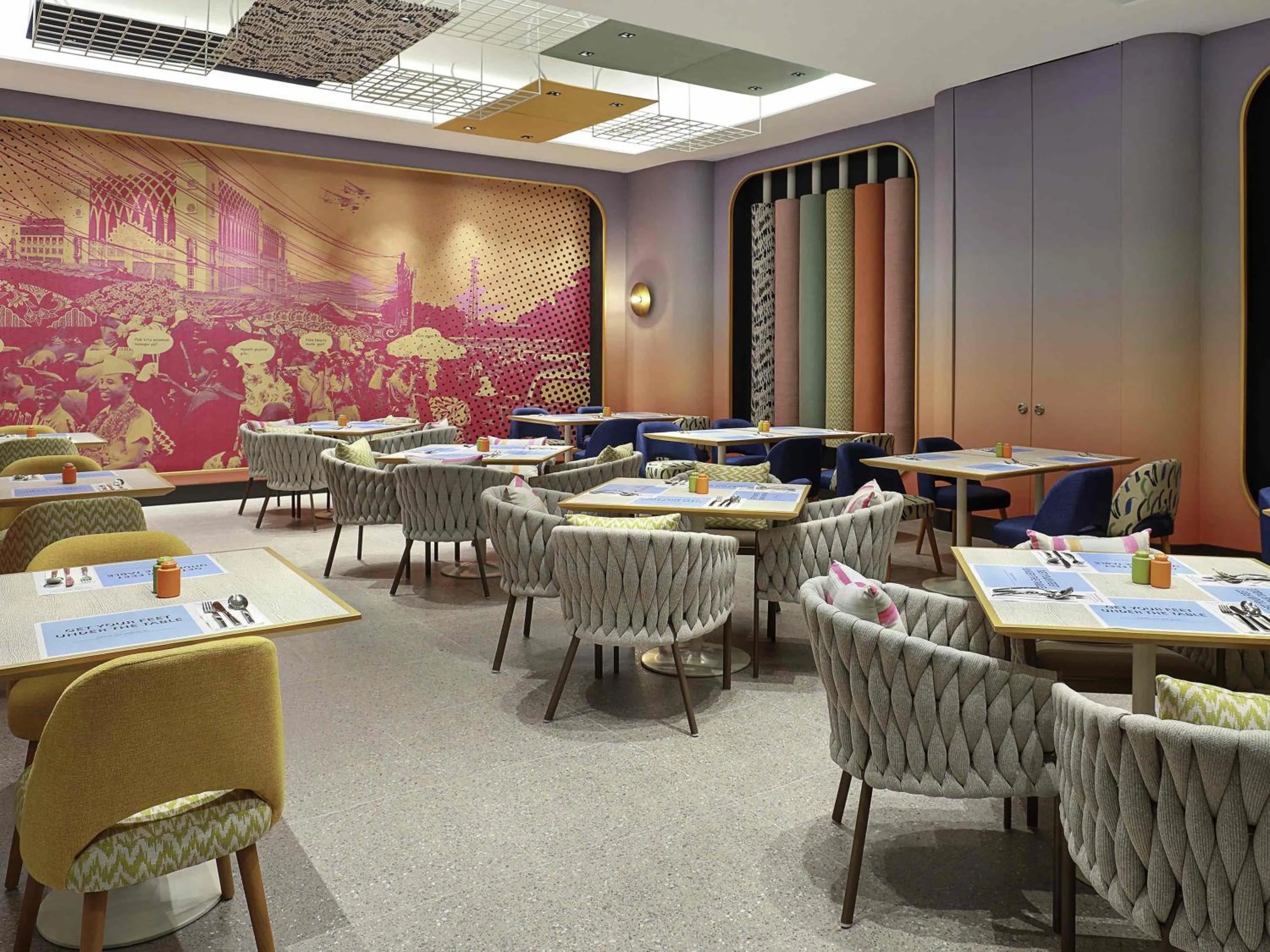 Restaurant/places to eat in ibis Styles Jakarta Tanah Abang