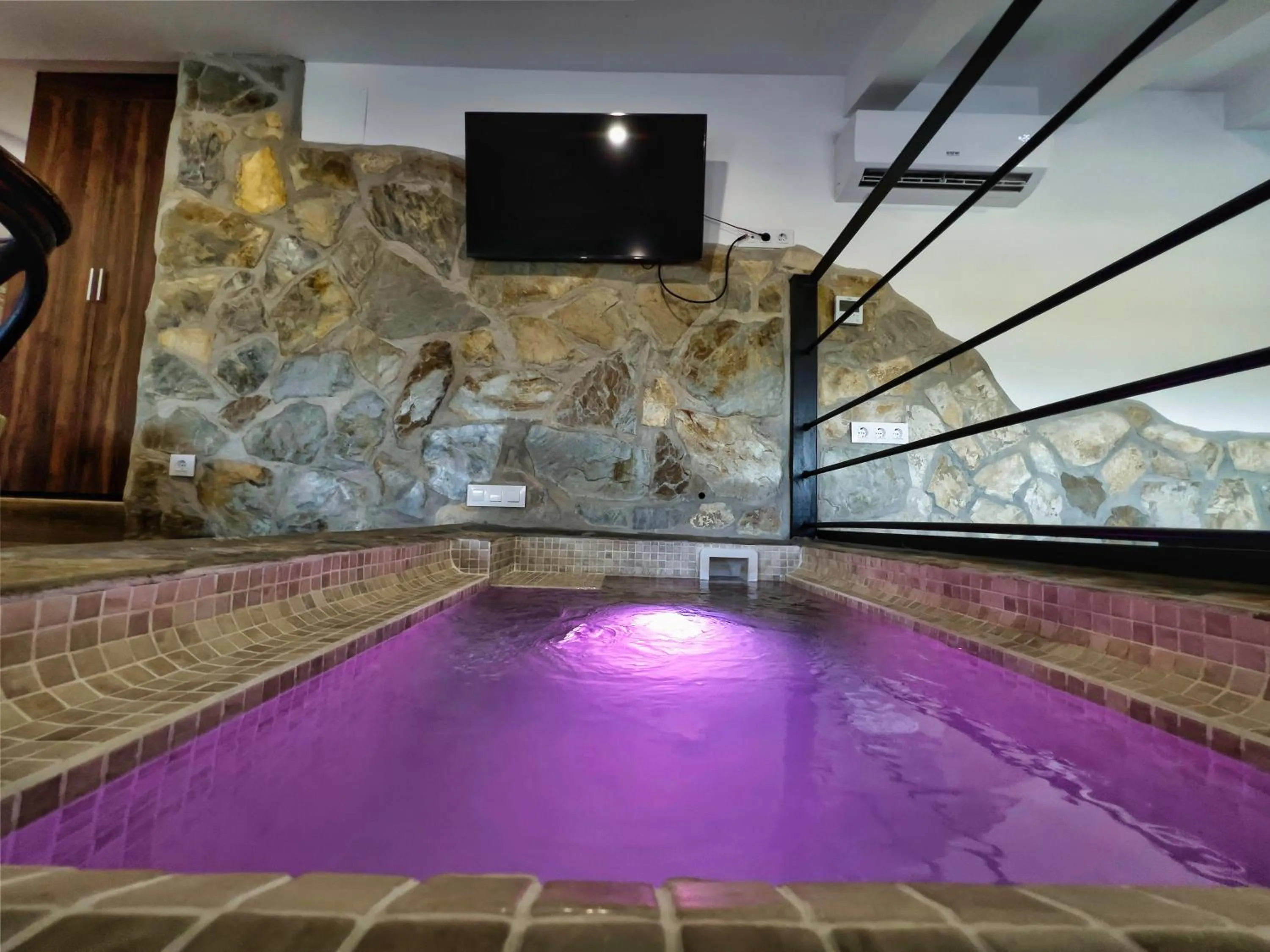 Posada Rural SPA Granja LA TEJERA de Lozoya