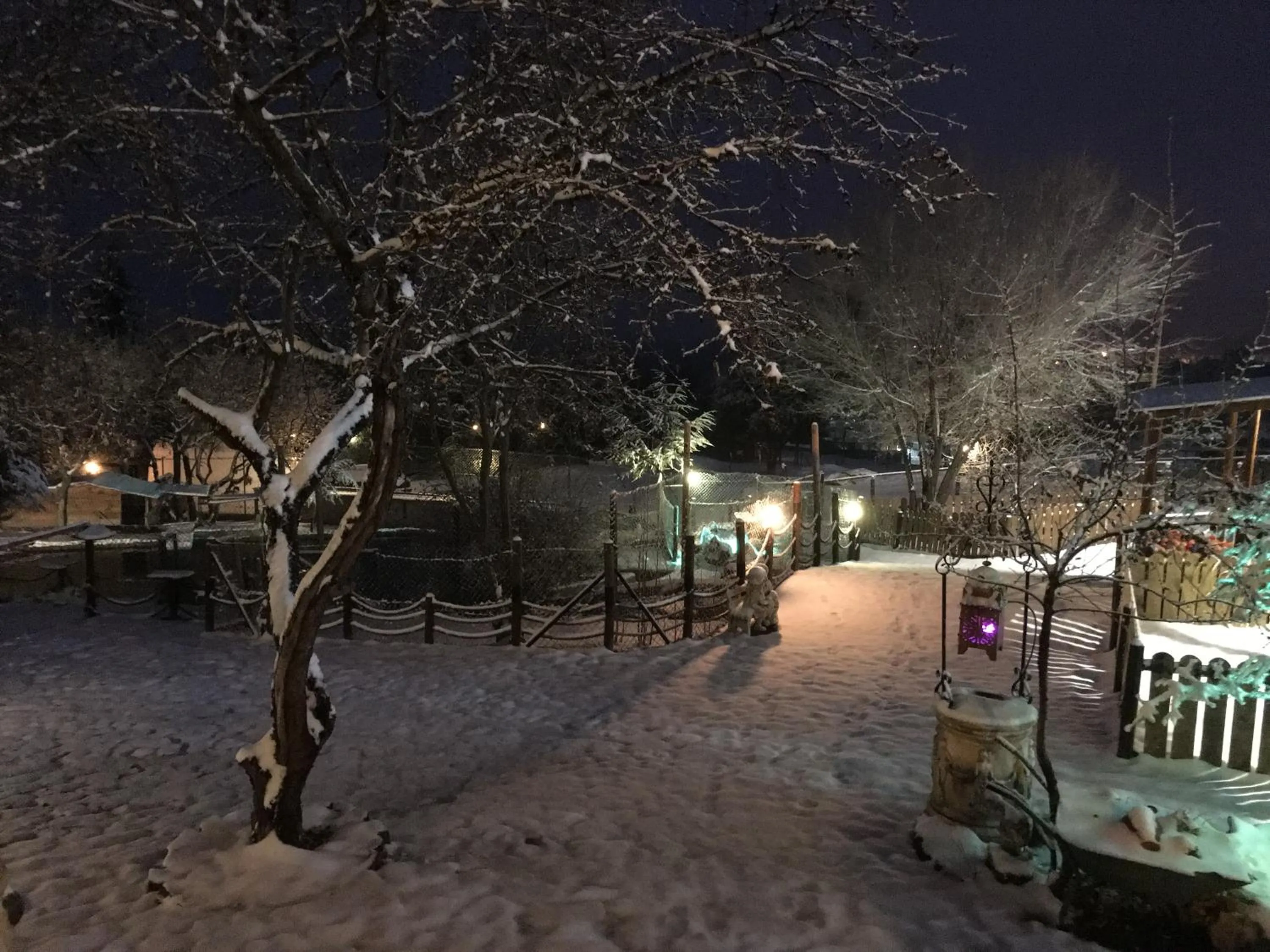 Winter in Posada Rural SPA Granja LA TEJERA de Lozoya