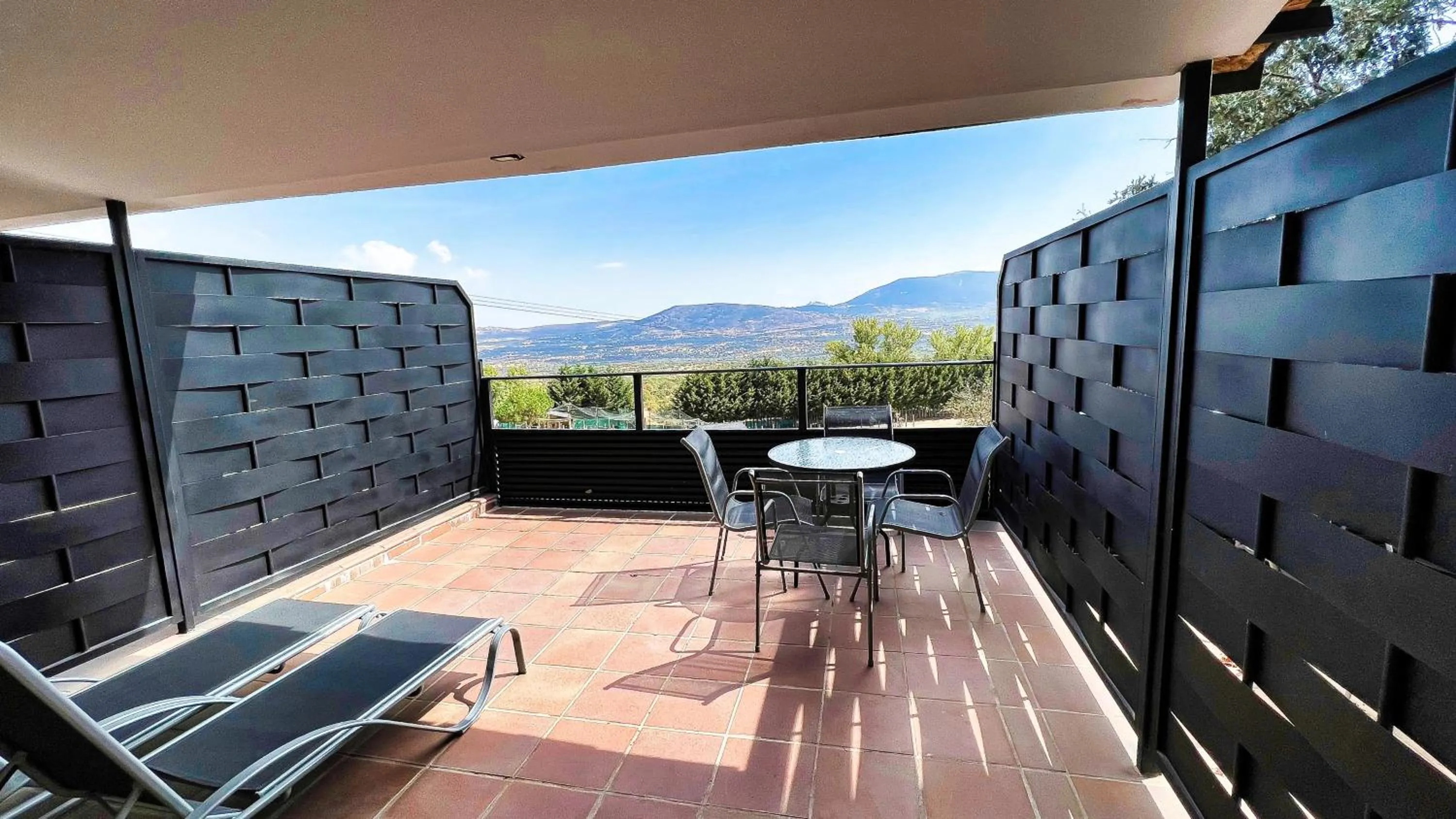 Posada Rural SPA Granja LA TEJERA de Lozoya