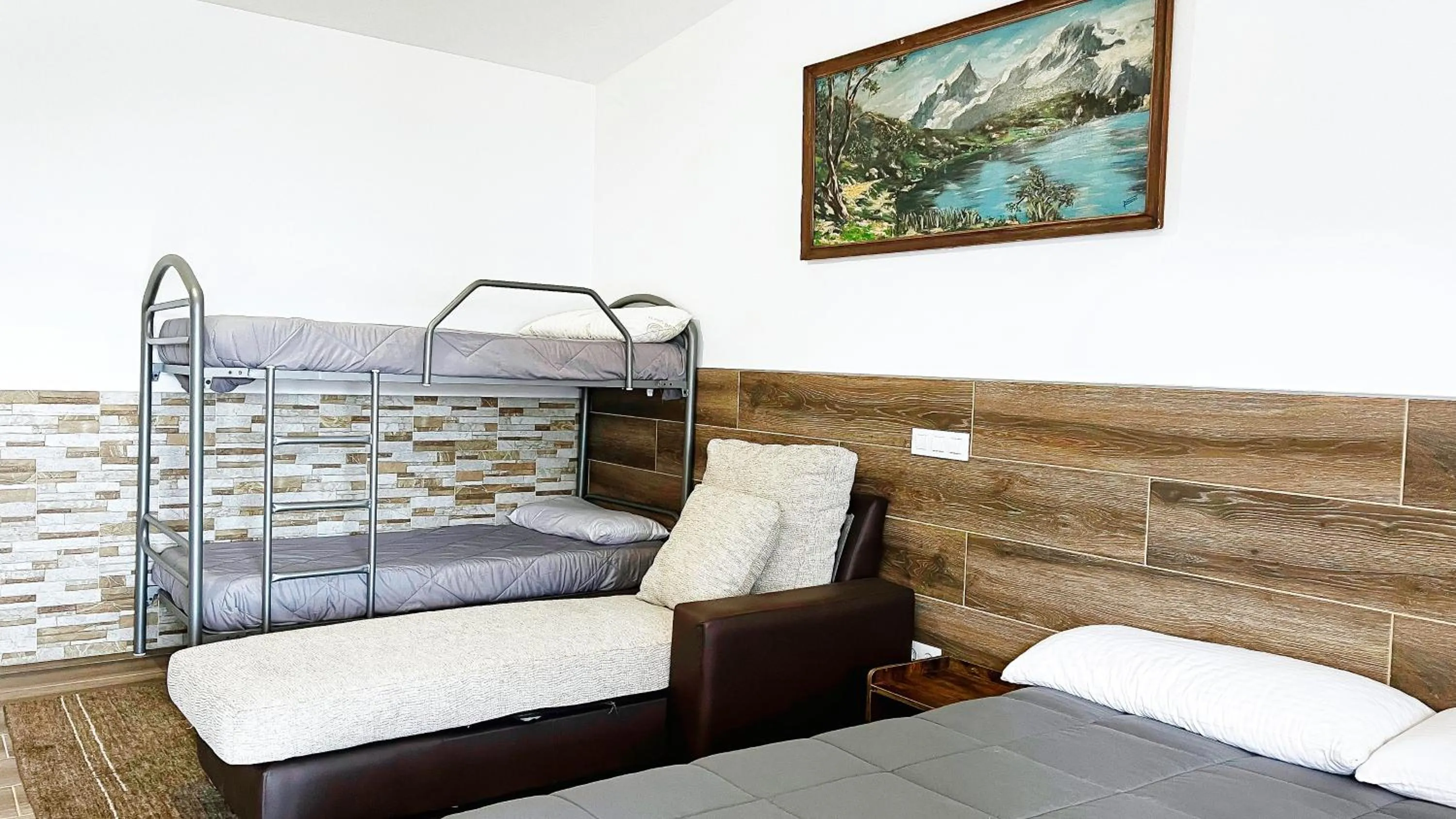 Posada Rural SPA Granja LA TEJERA de Lozoya