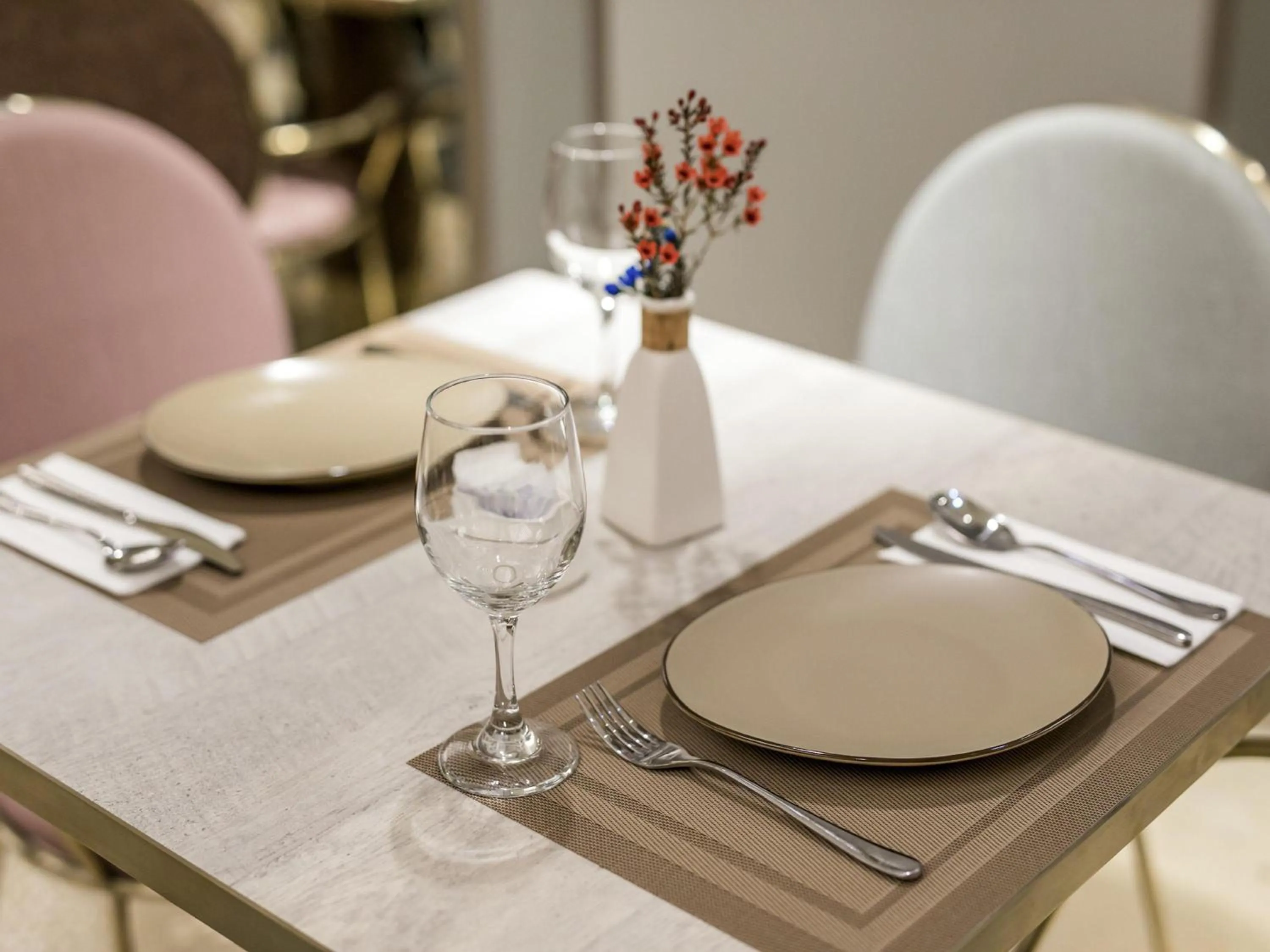 Restaurant/places to eat in Mercure Beijing Chang An West