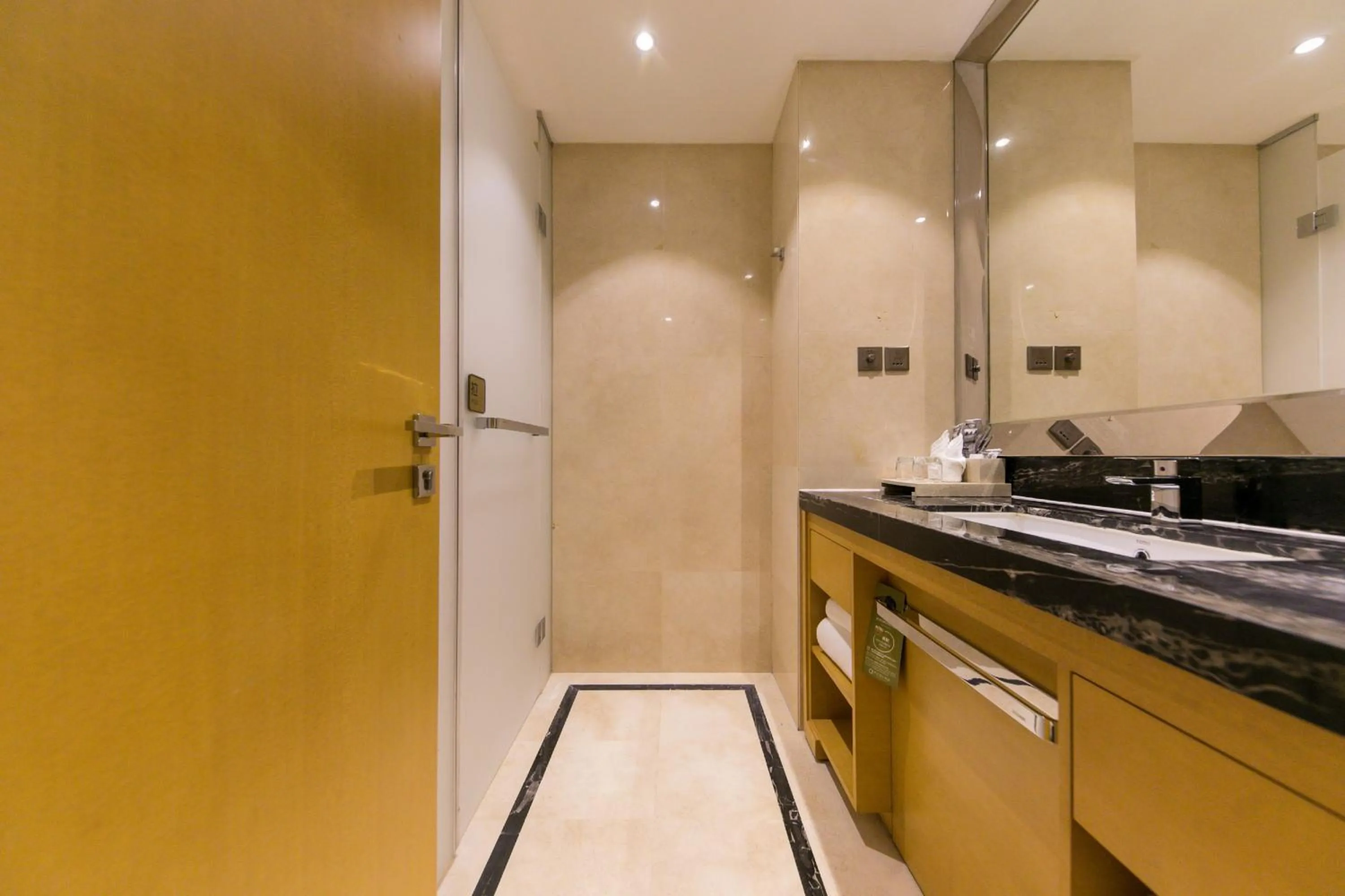 Bathroom in Mercure Beijing Chang An West