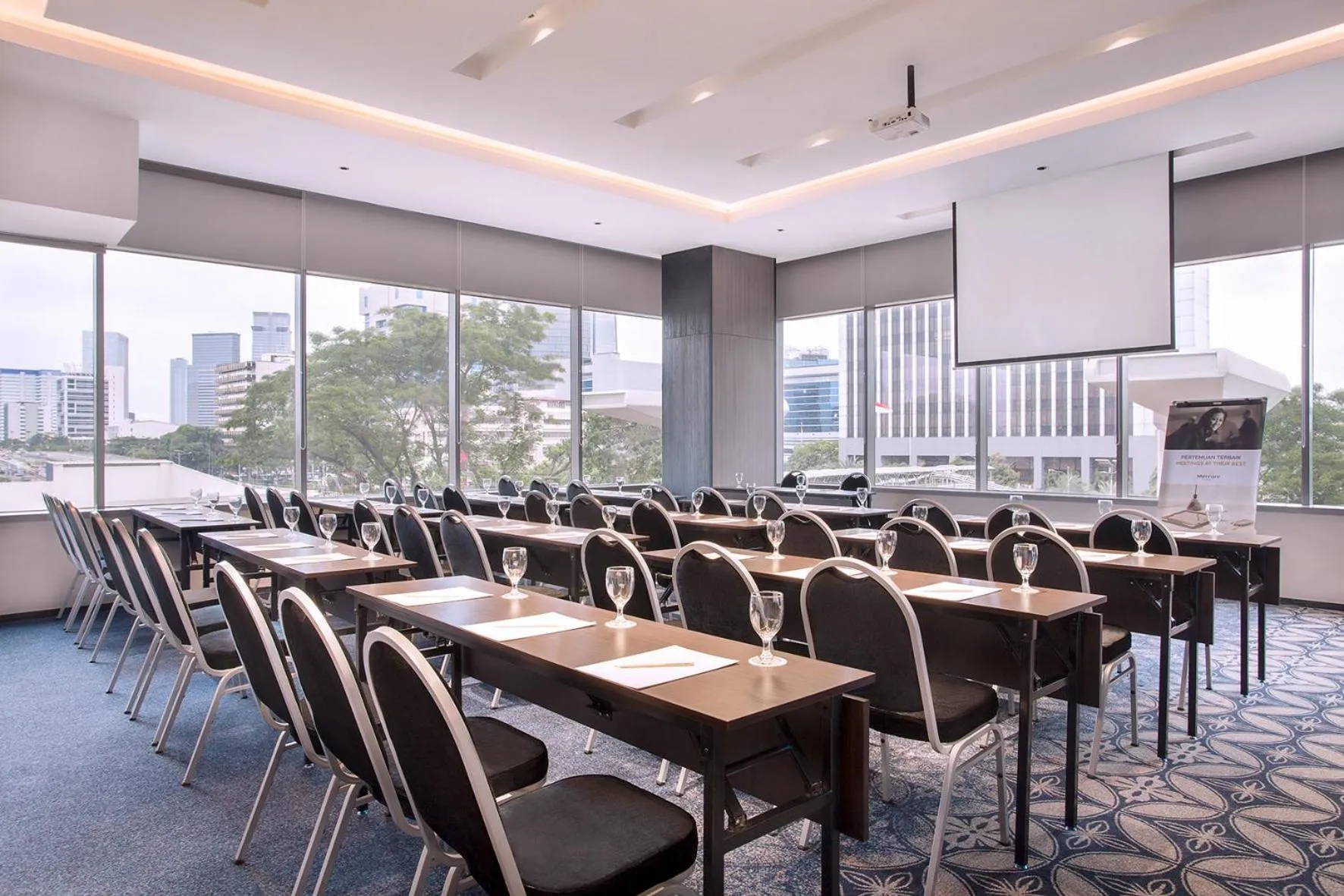 Business facilities in Mercure Jakarta Gatot Subroto