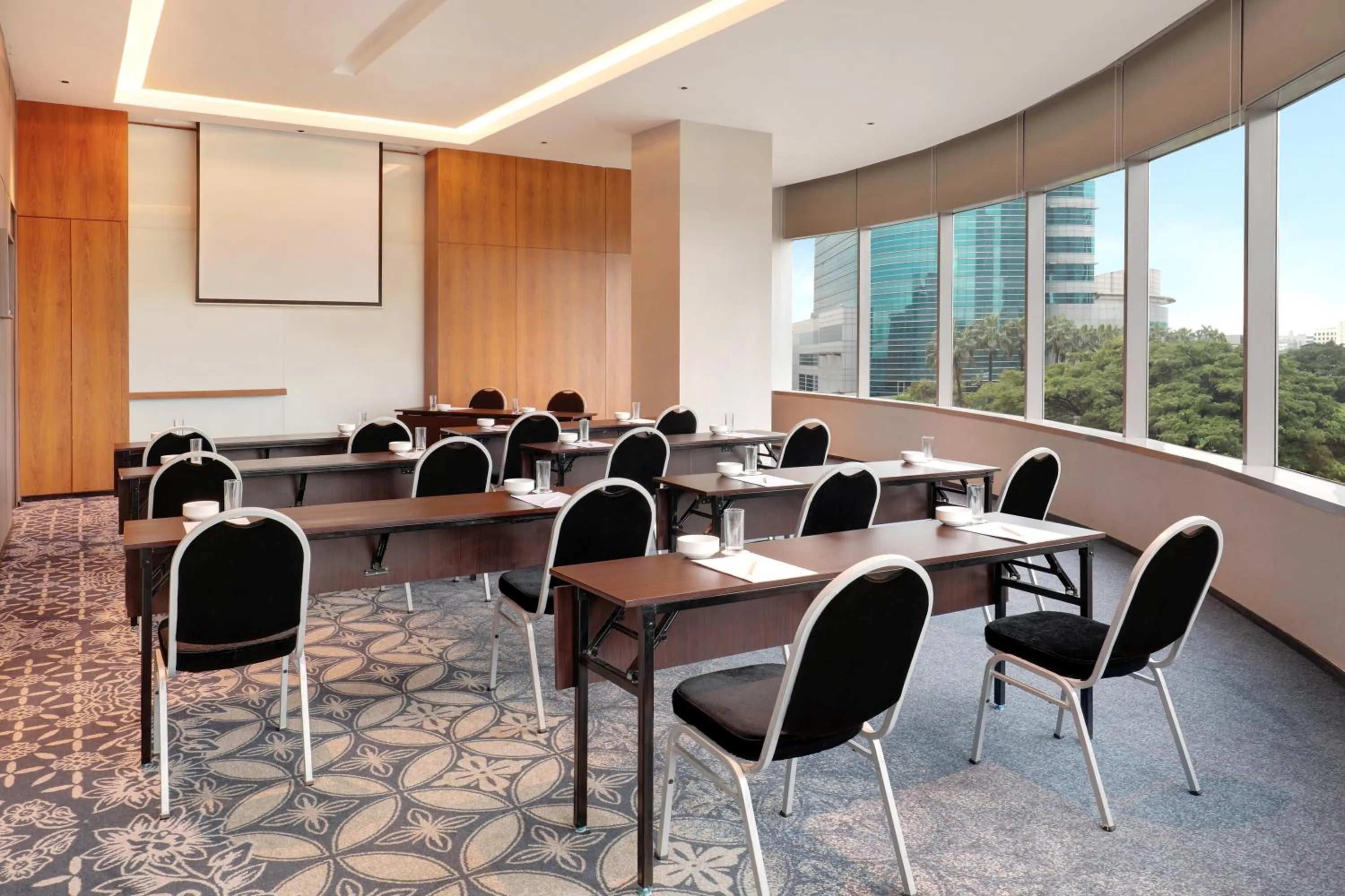 Business facilities in Mercure Jakarta Gatot Subroto
