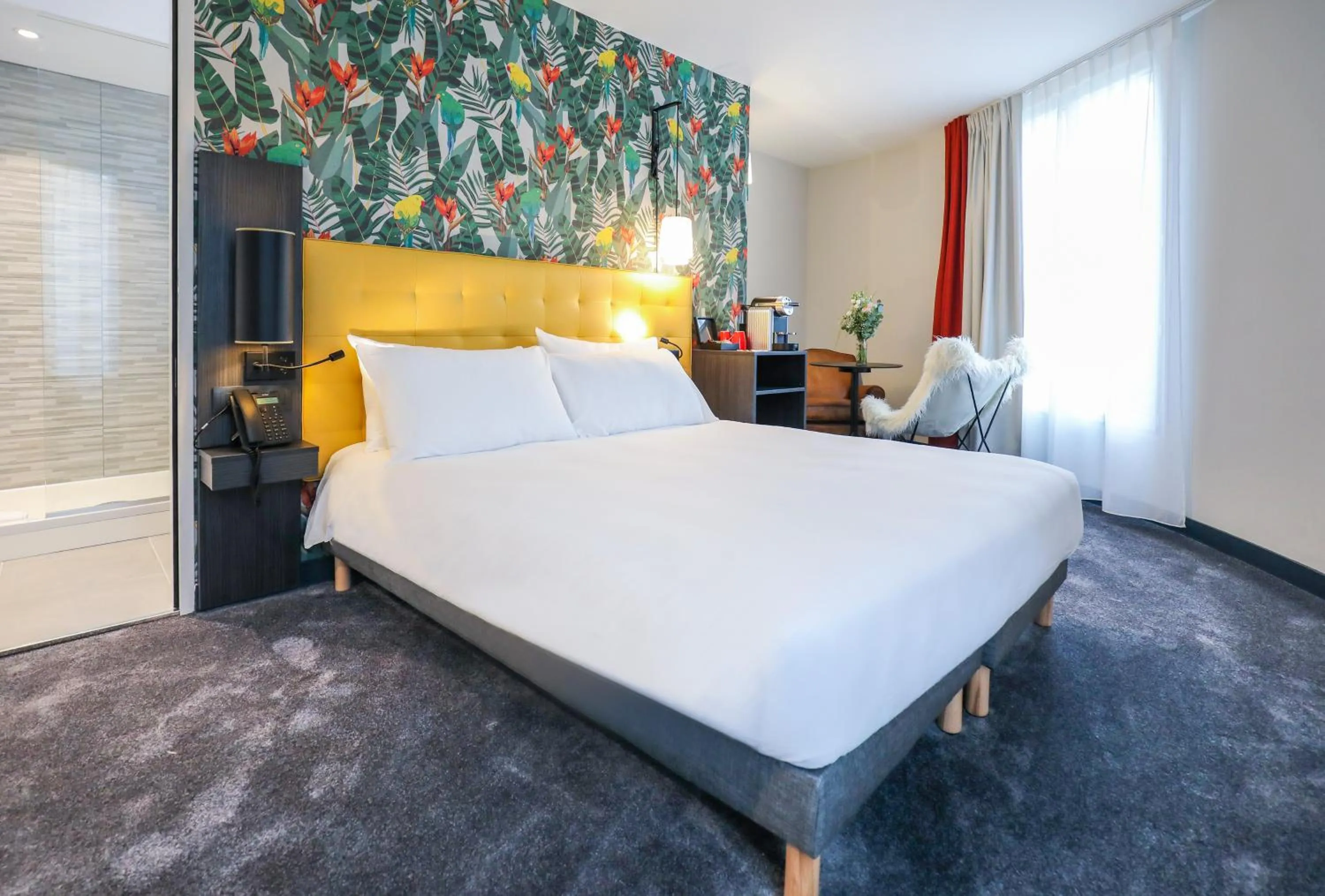 Bedroom, Bed in ibis Styles Puteaux Paris La Defense