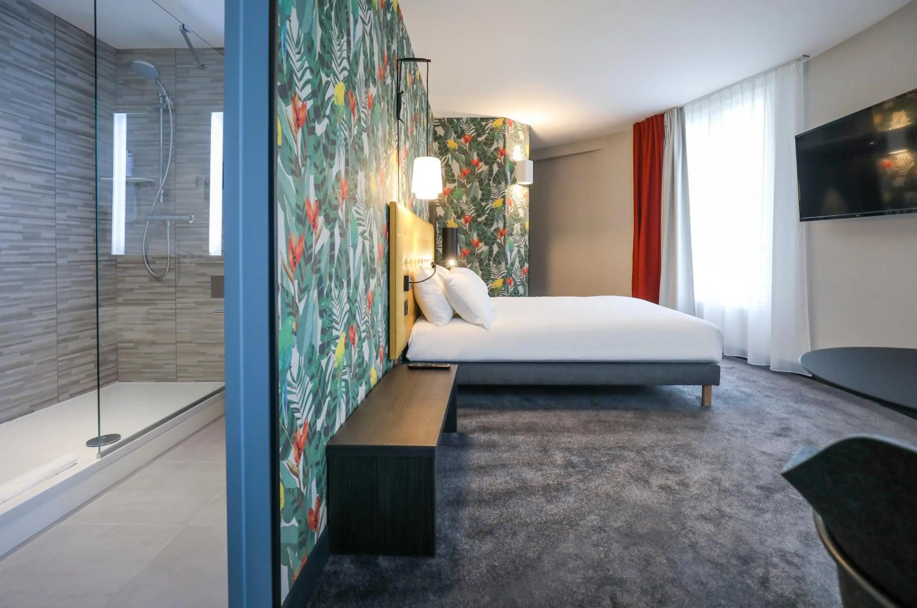 Bedroom, Bed in ibis Styles Puteaux Paris La Defense