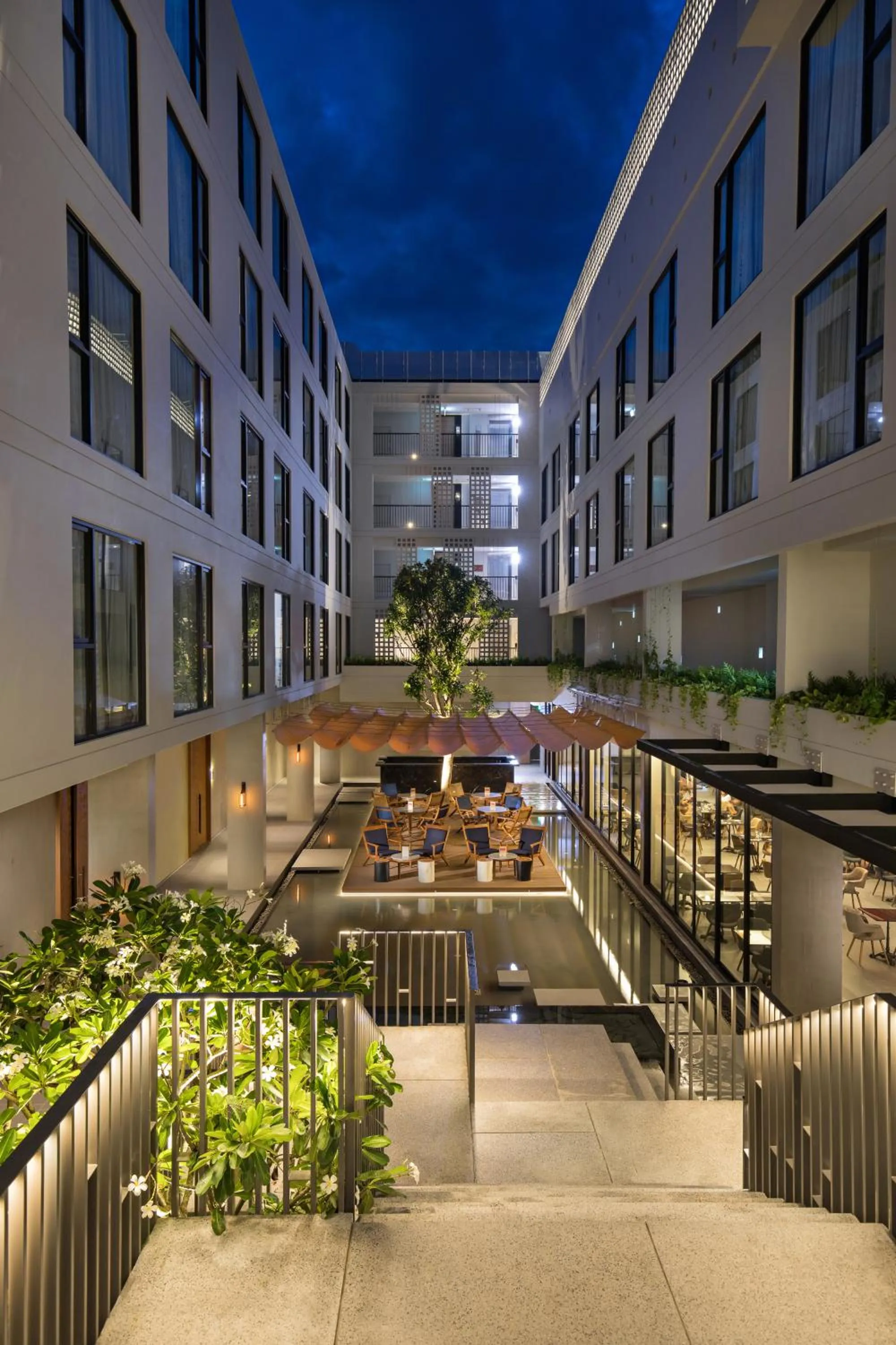 Restaurant/places to eat in Novotel Chiangmai Nimman Journeyhub