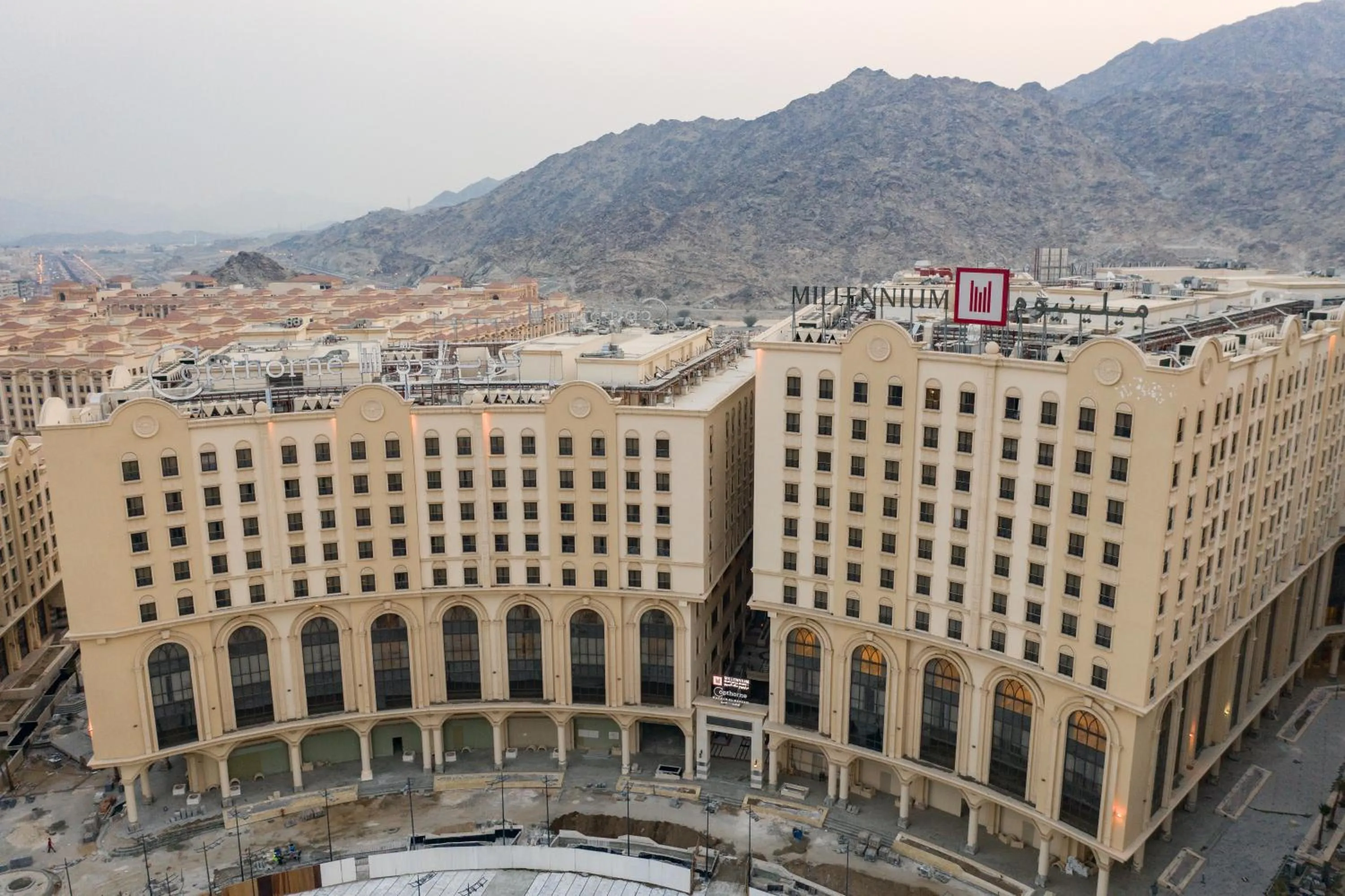 Property building in Copthorne Makkah Al Naseem