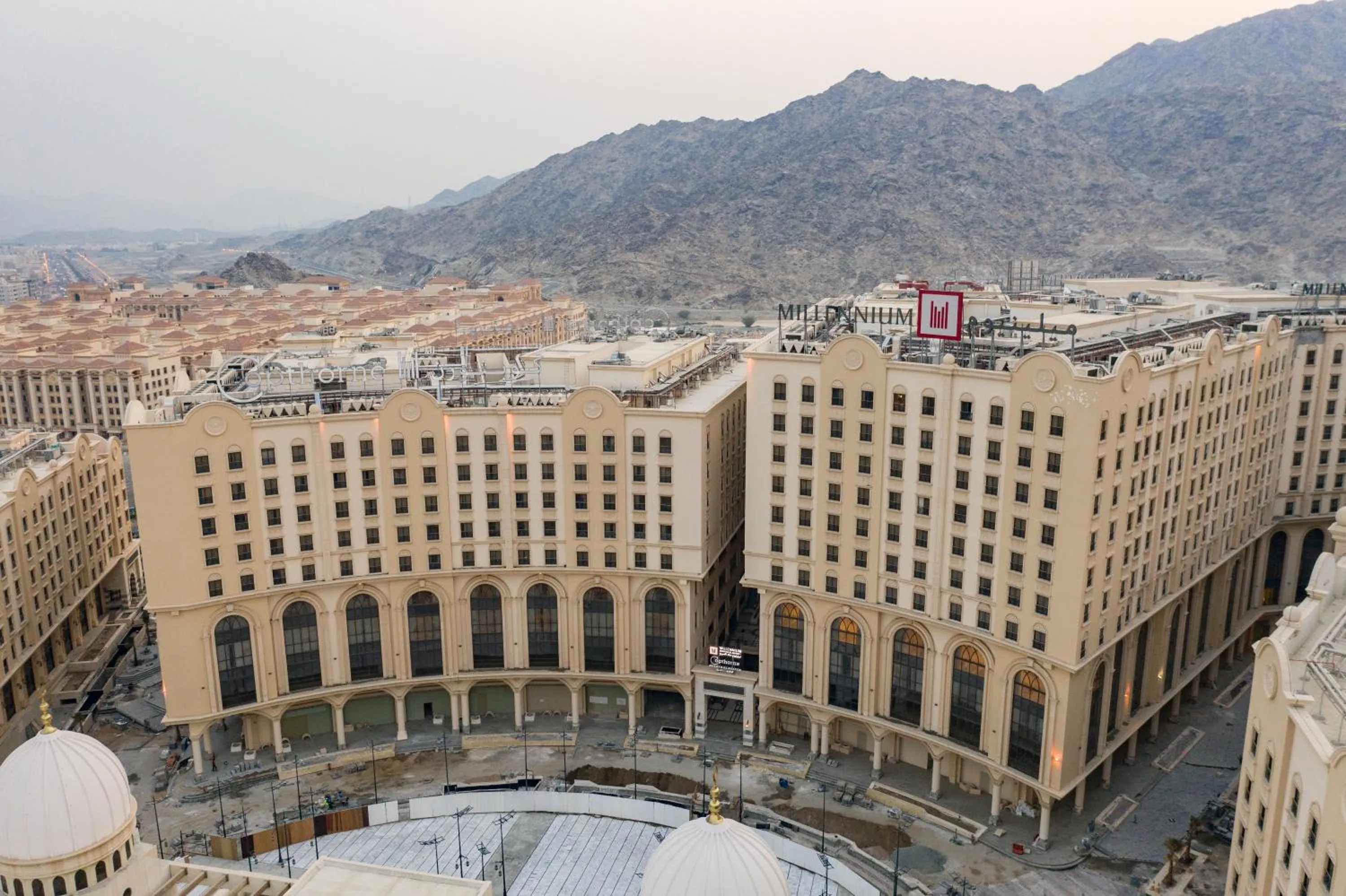 Property building in Copthorne Makkah Al Naseem