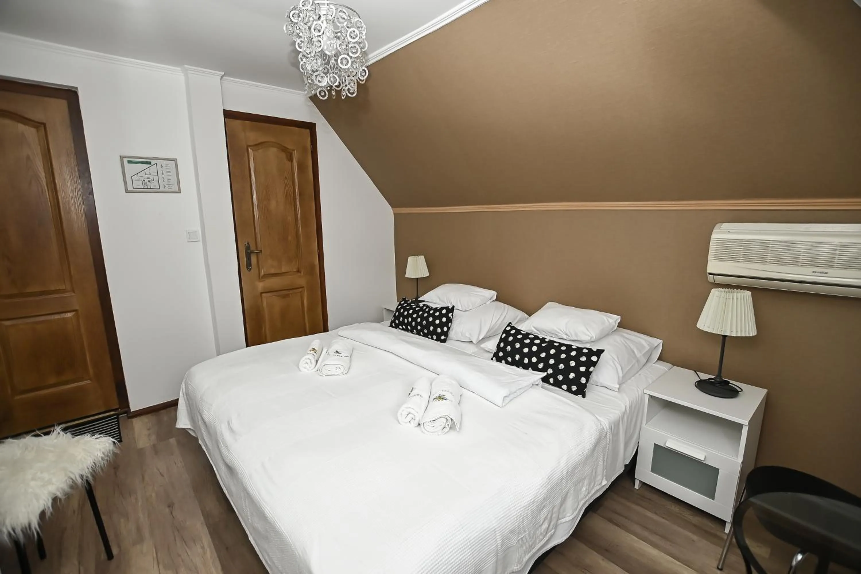 Bed in Vaskó Panzió Borpince