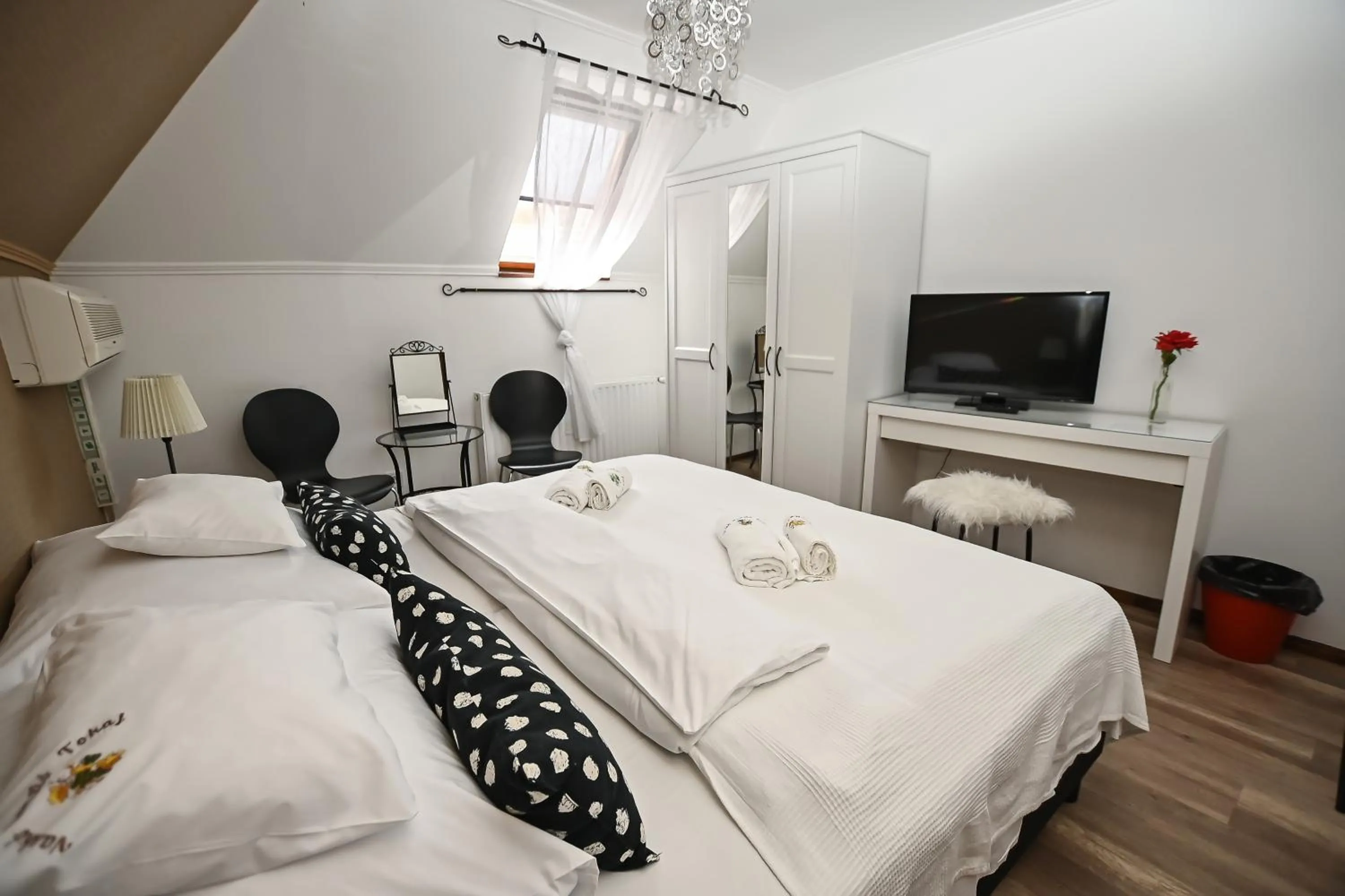 Bed in Vaskó Panzió Borpince