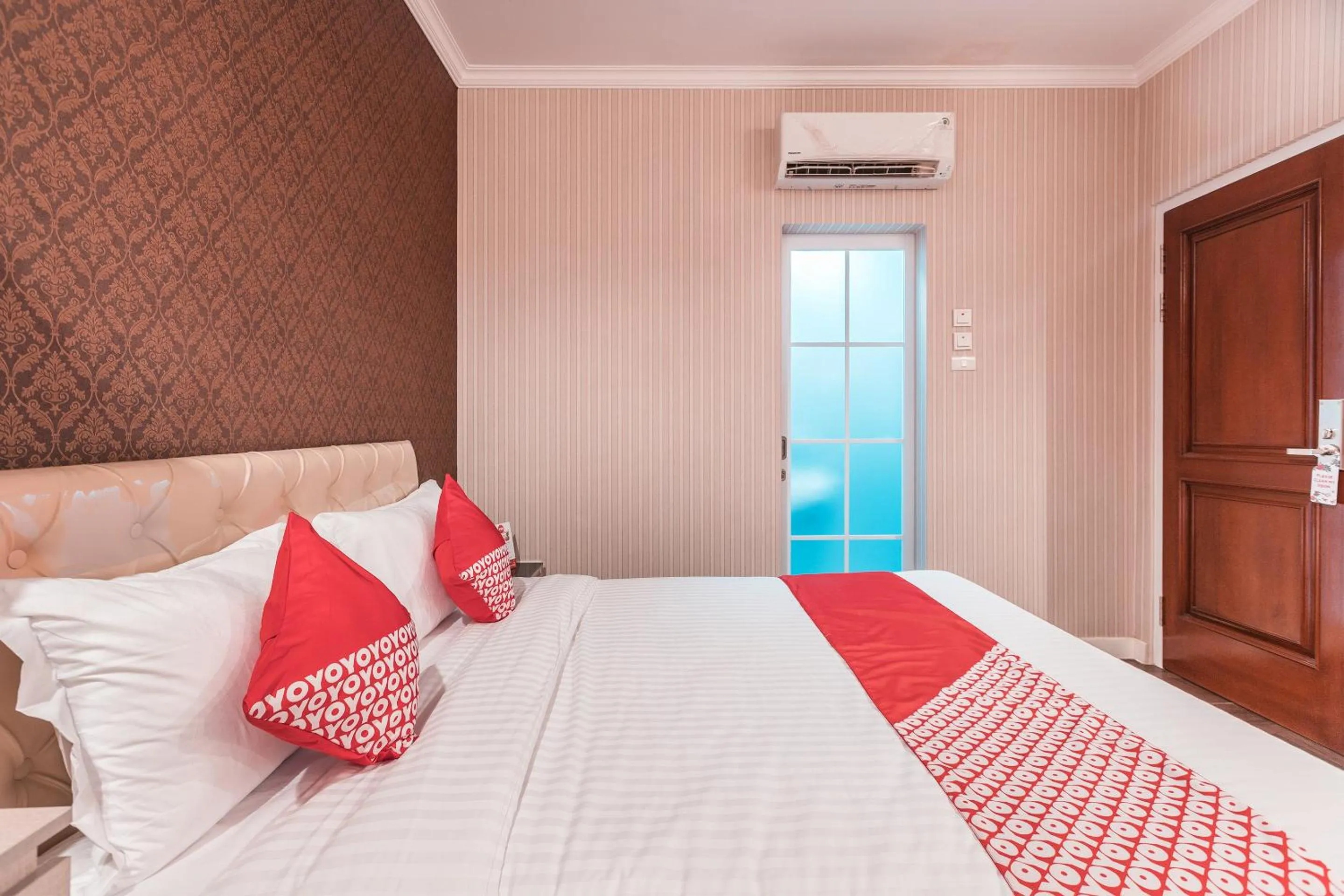 Bedroom, Bed in Capital O 371 Kwitang Guest House