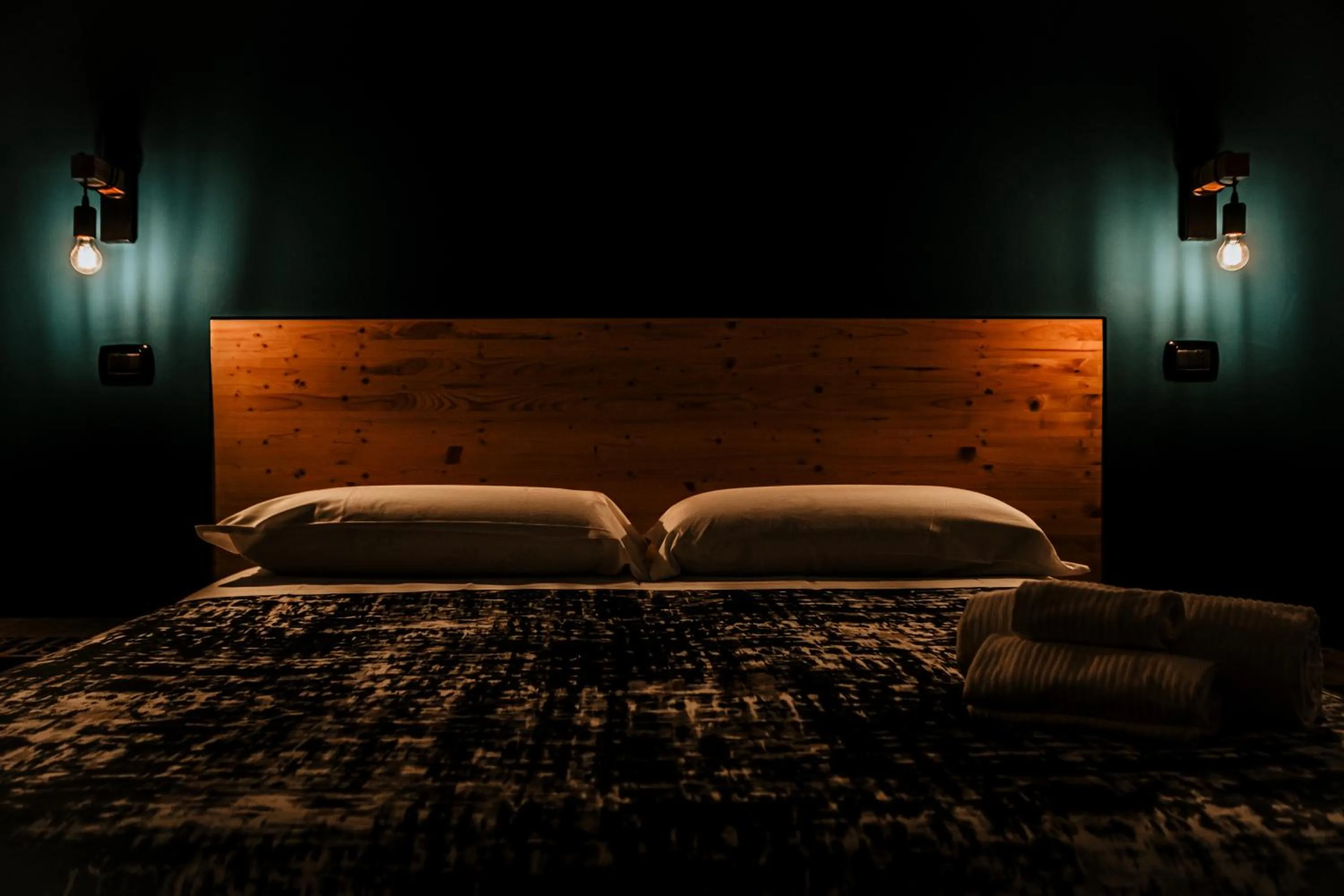 Bed in TRAVEL STATION Bedandbreakfast