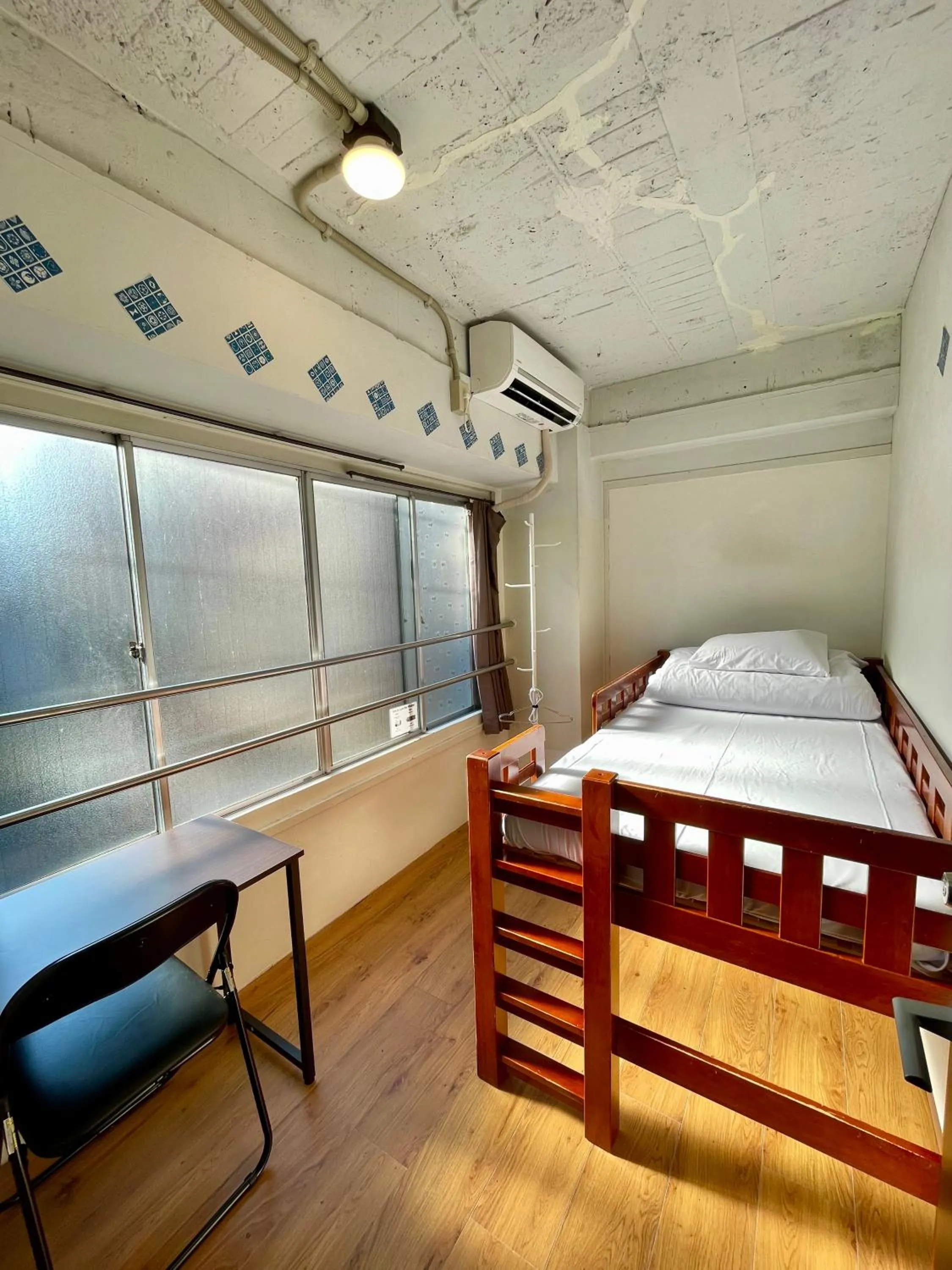 Photo of the whole room, Bed in Nomad Hostel East
