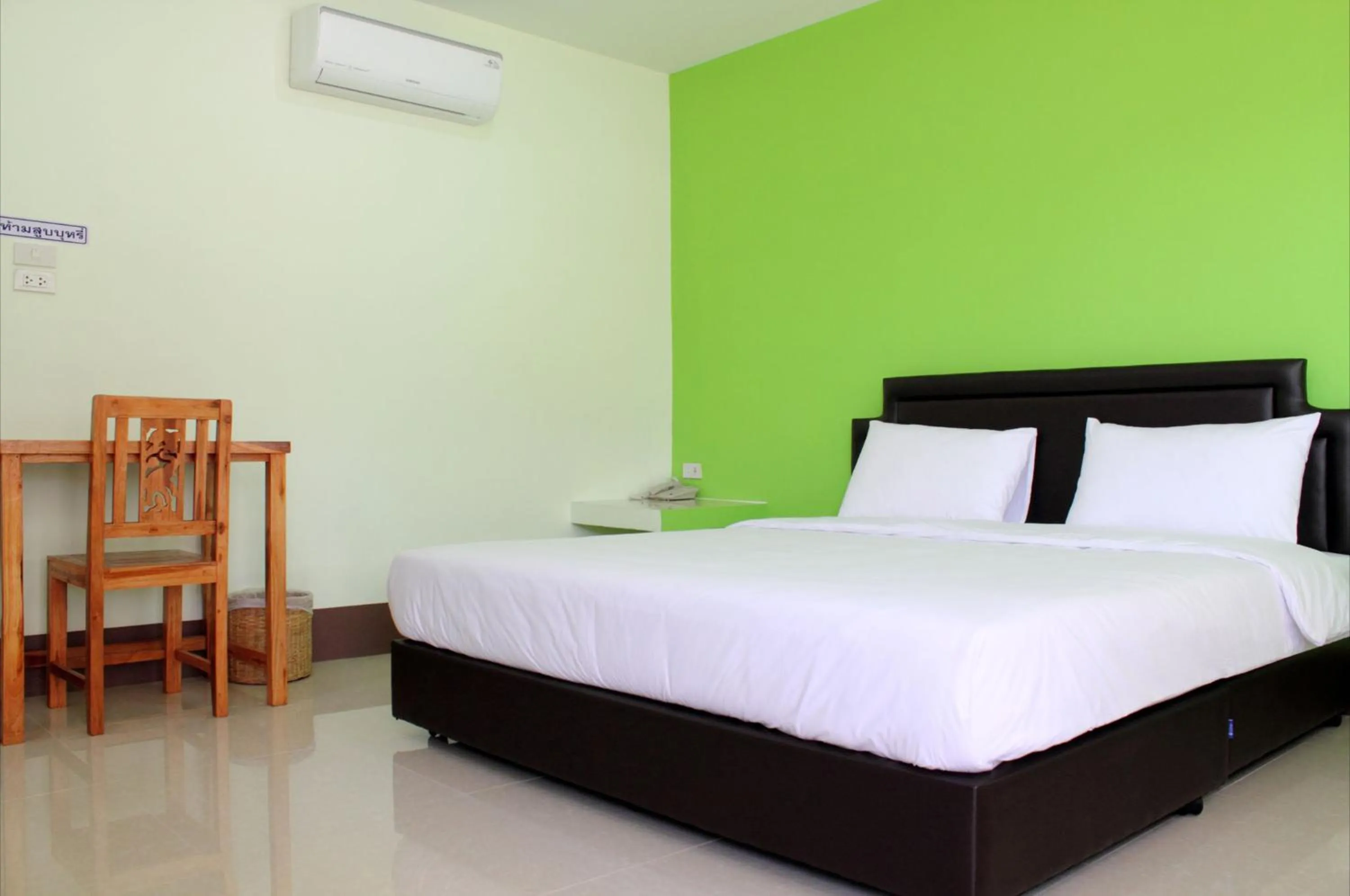 Bedroom, Bed in A Nice Resort