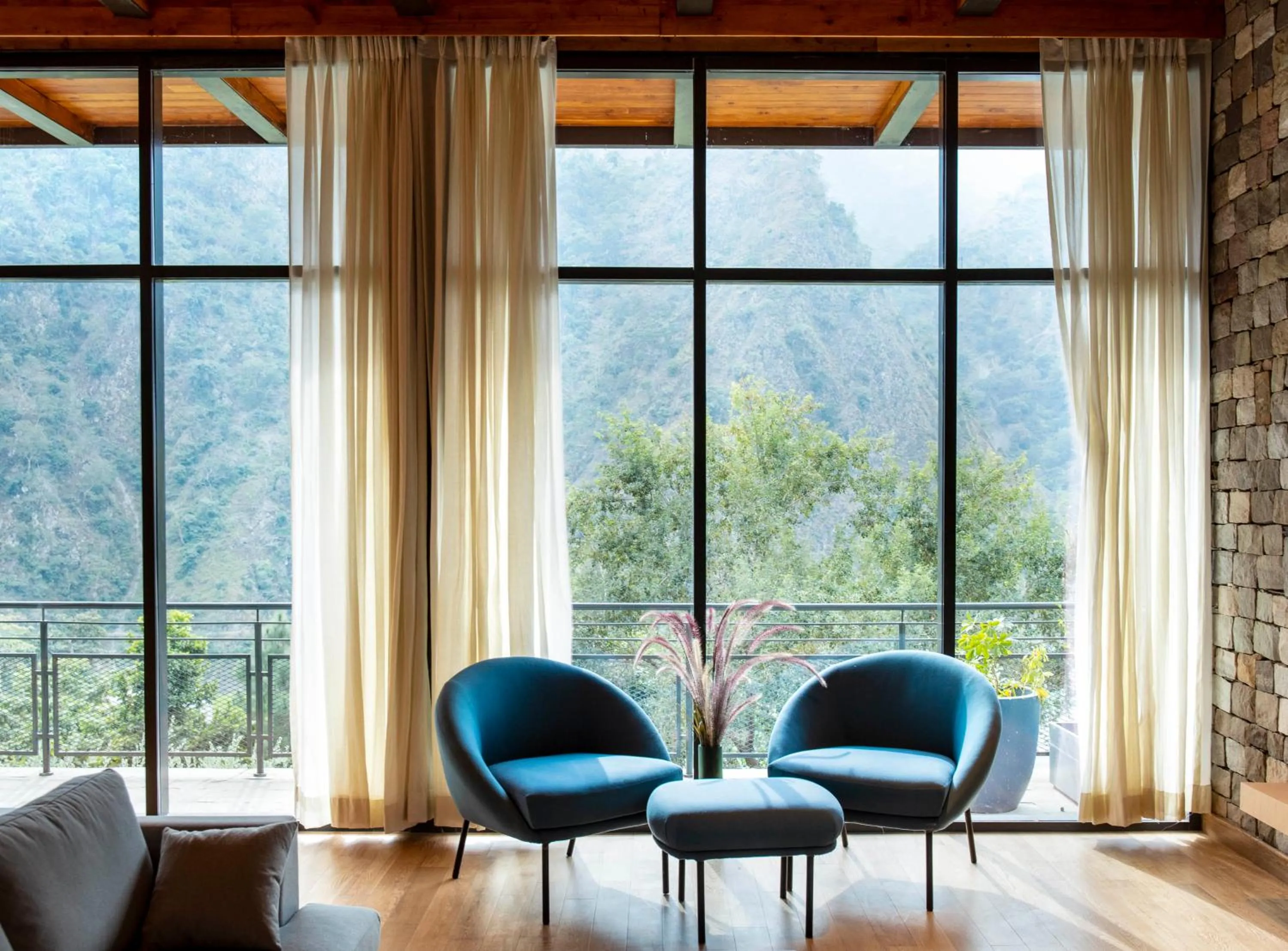 Living room in Taj Rishikesh Resort & Spa Uttarakhand