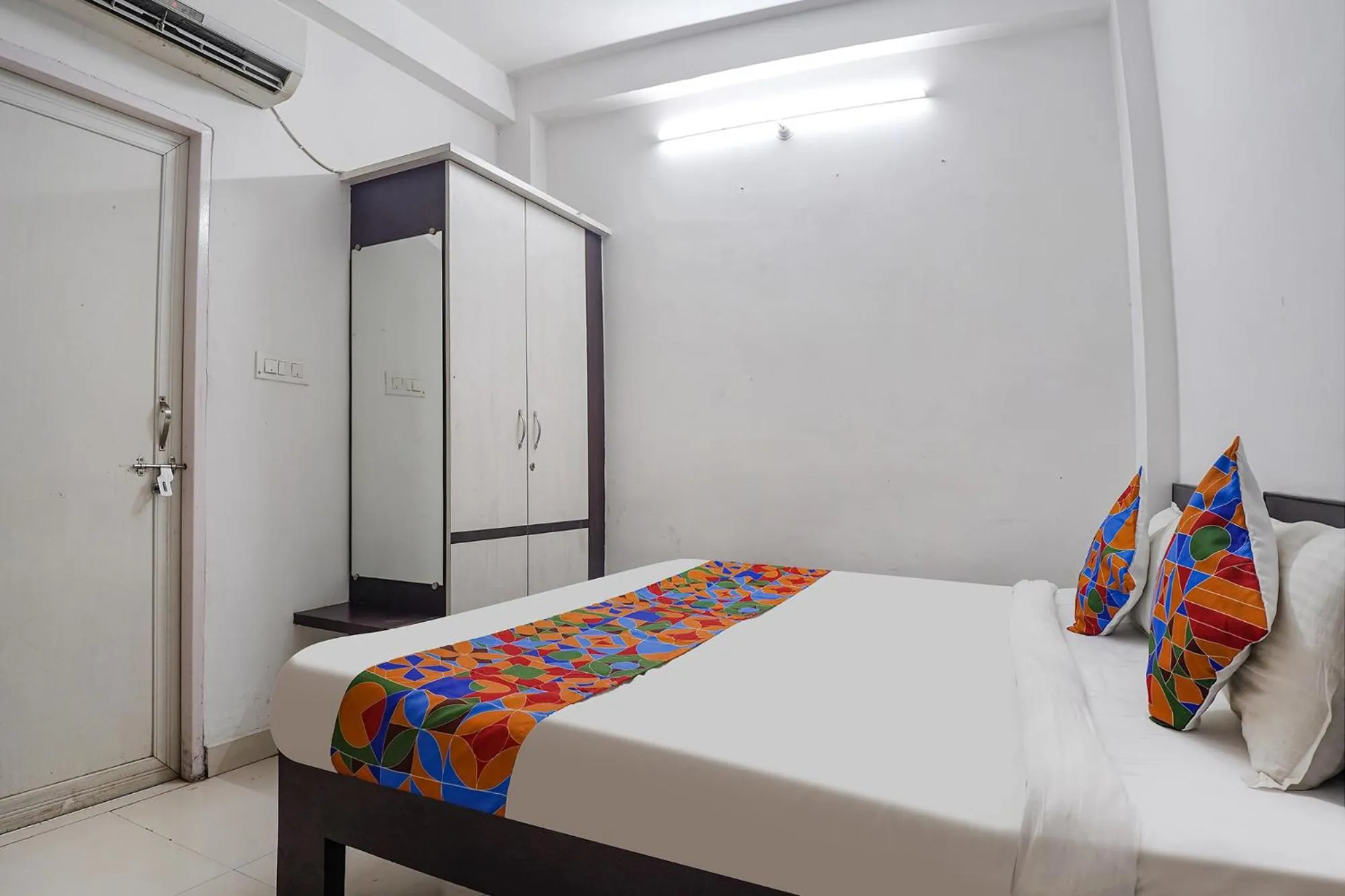 Bed in FabHotel The Vinayak