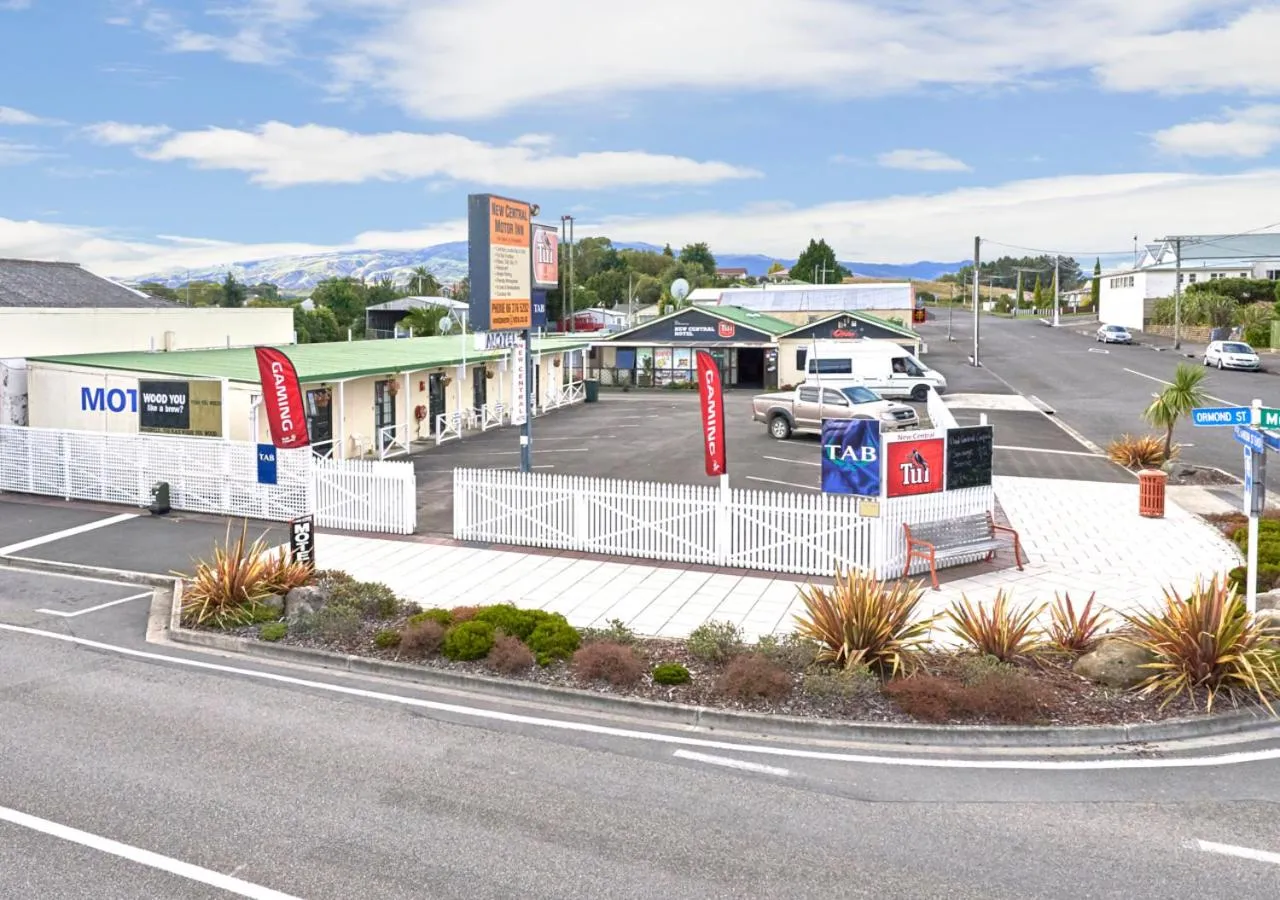 Street view in New Central Hotel Woodville