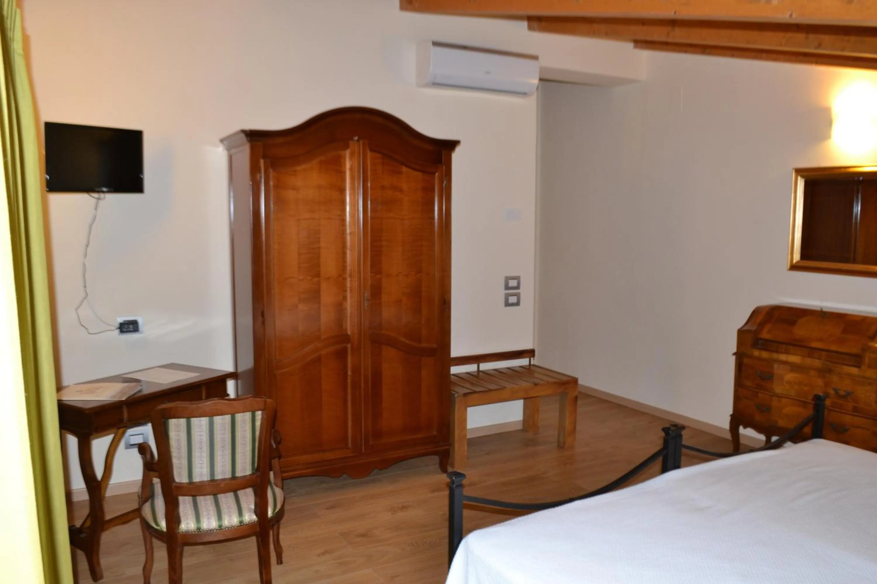 Bedroom, Bed in B&B Spring