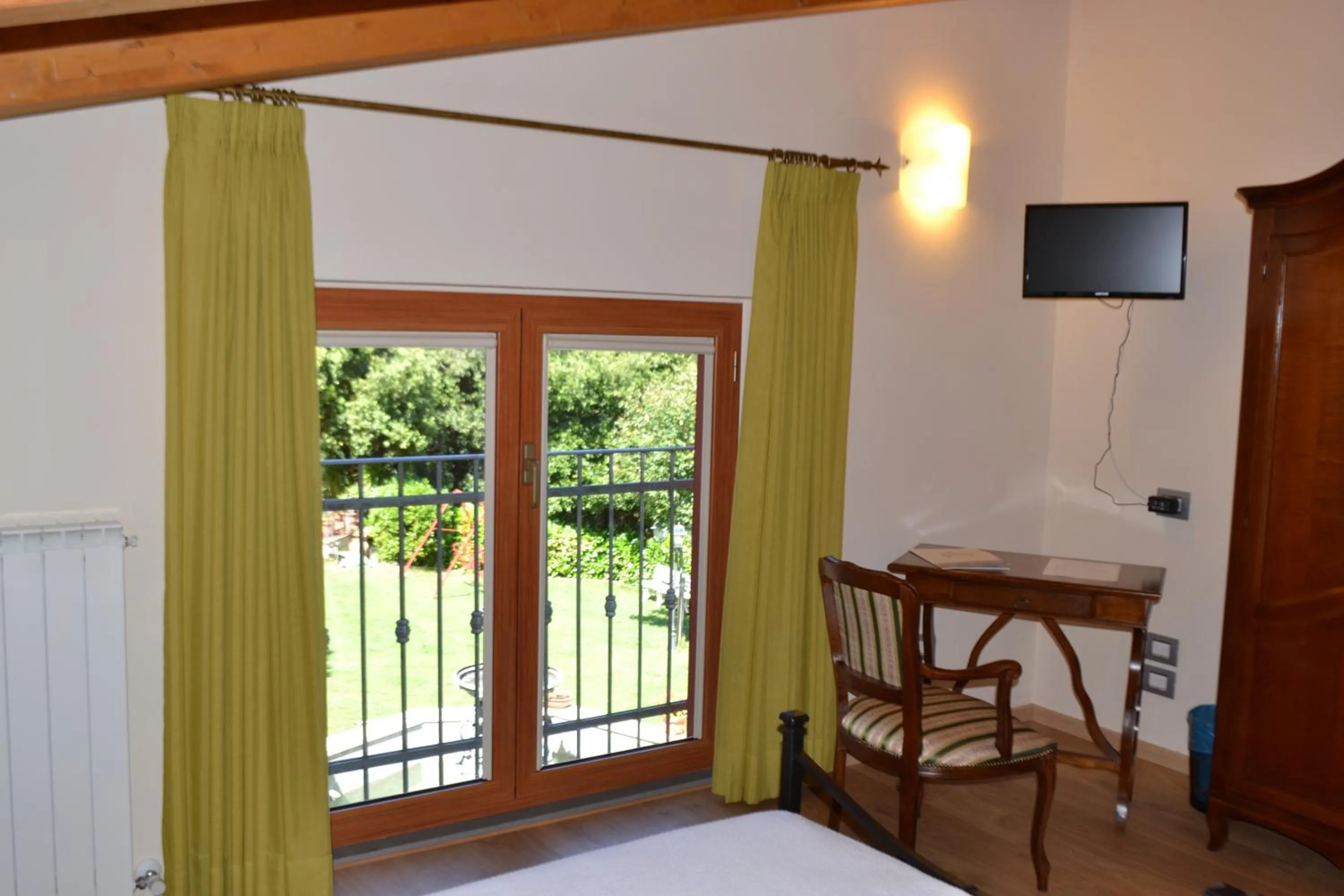 Bedroom, Bed in B&B Spring